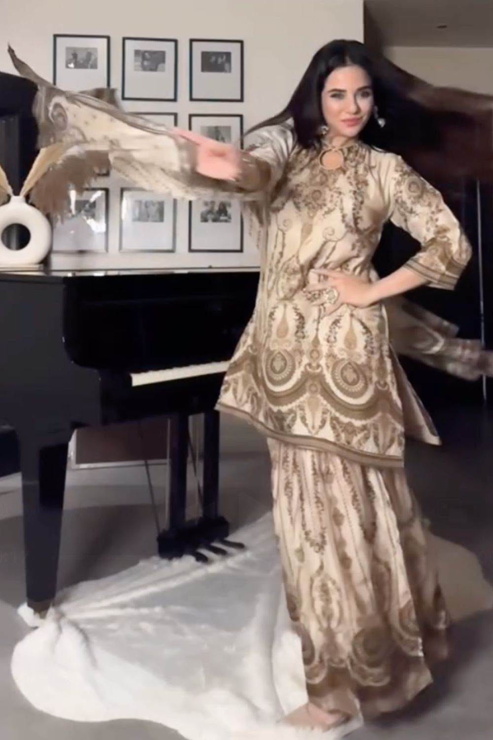 Sara Arfeen Khan In our Tasmim Sharara Set