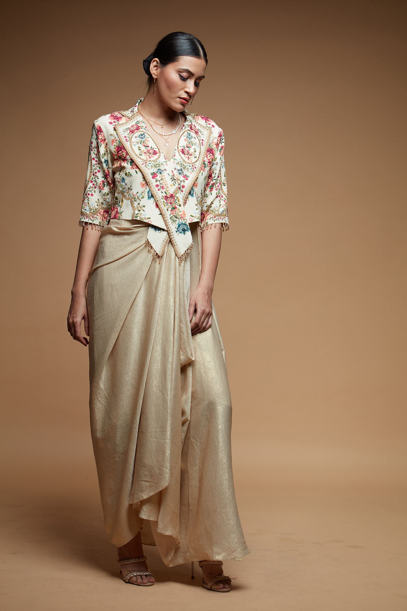 beige-dress-nr262-6