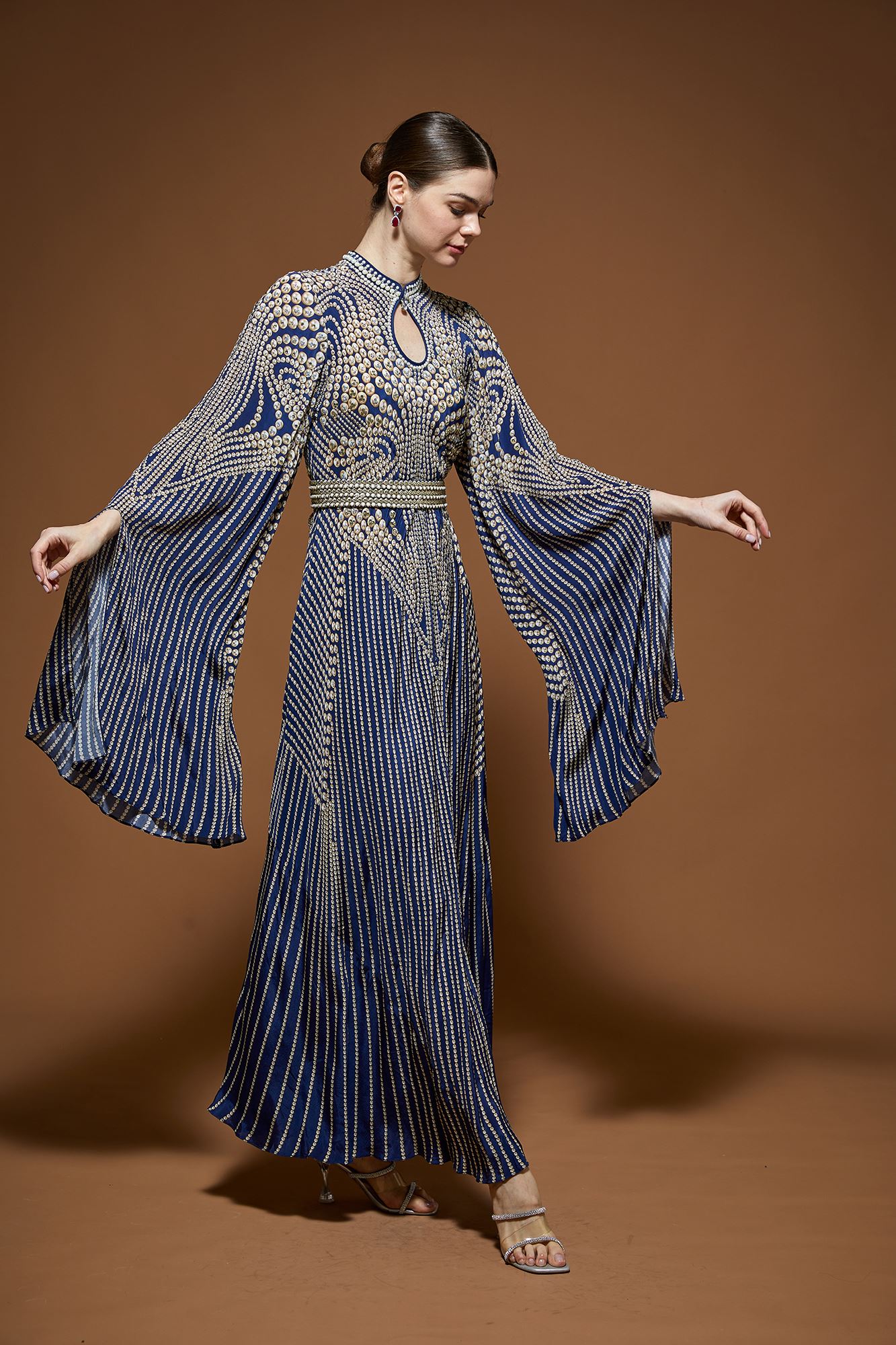 navy-blue-gowns-nr299-3