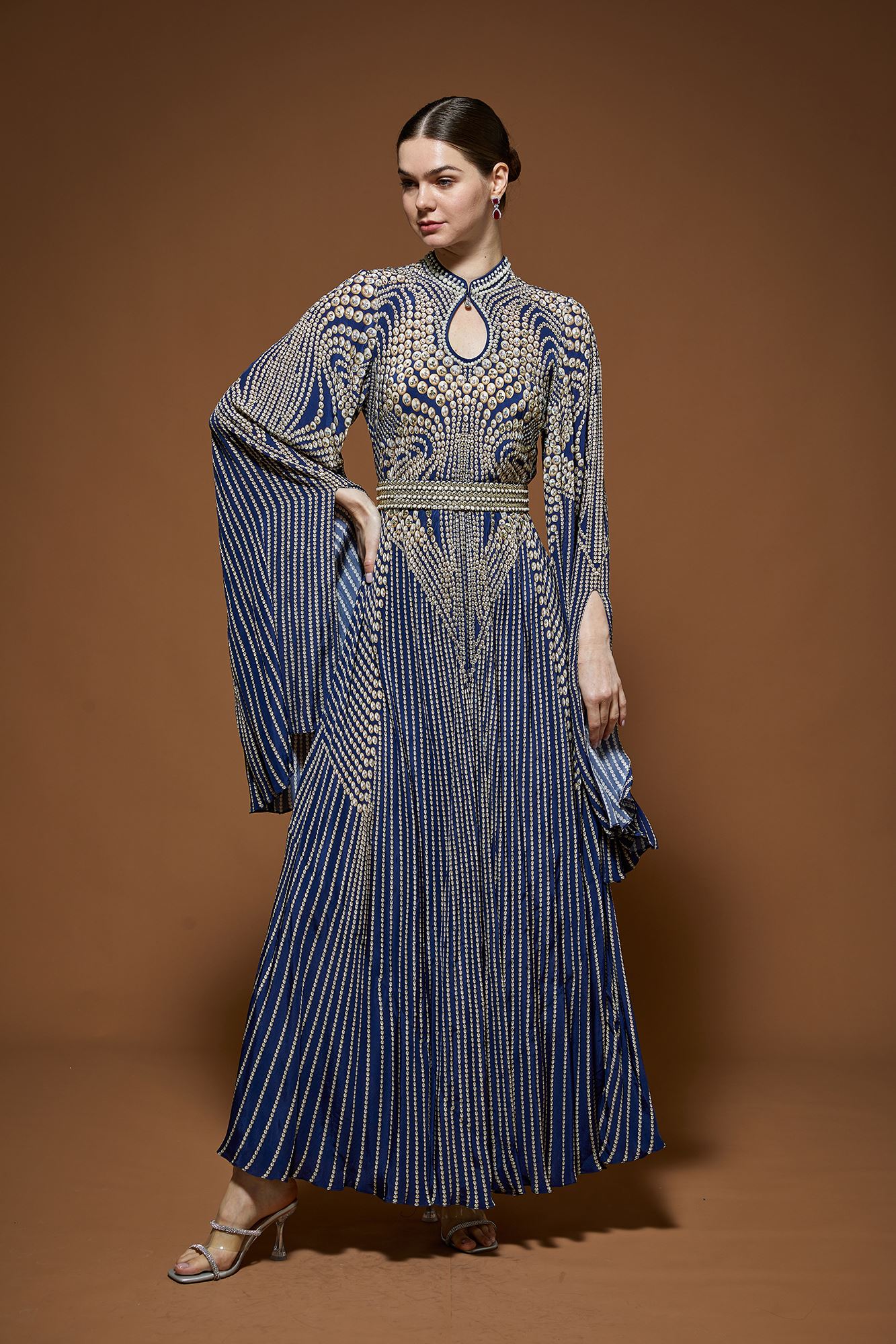 navy-blue-gowns-nr299-4
