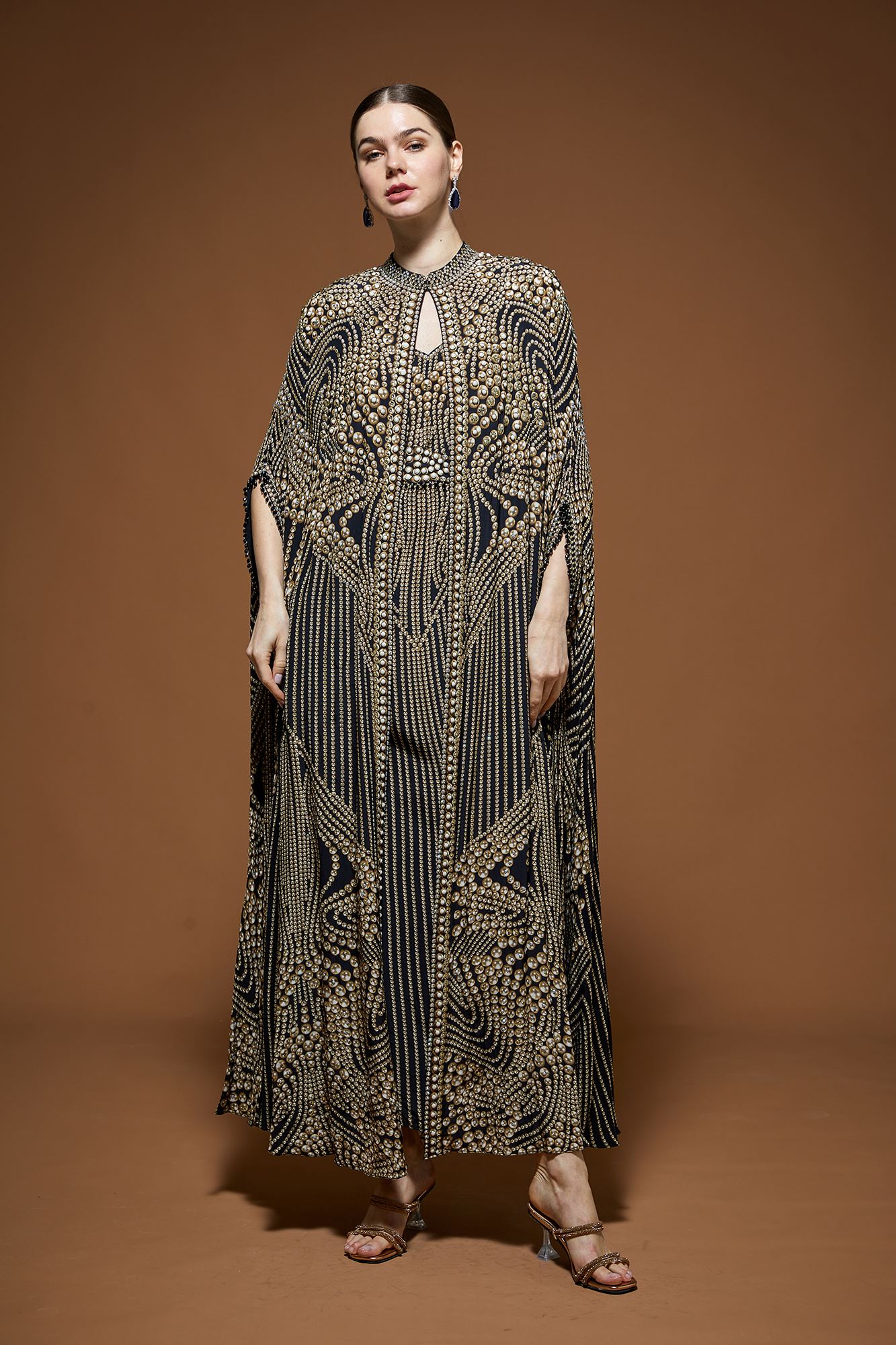 black-kaftan-nr299-1