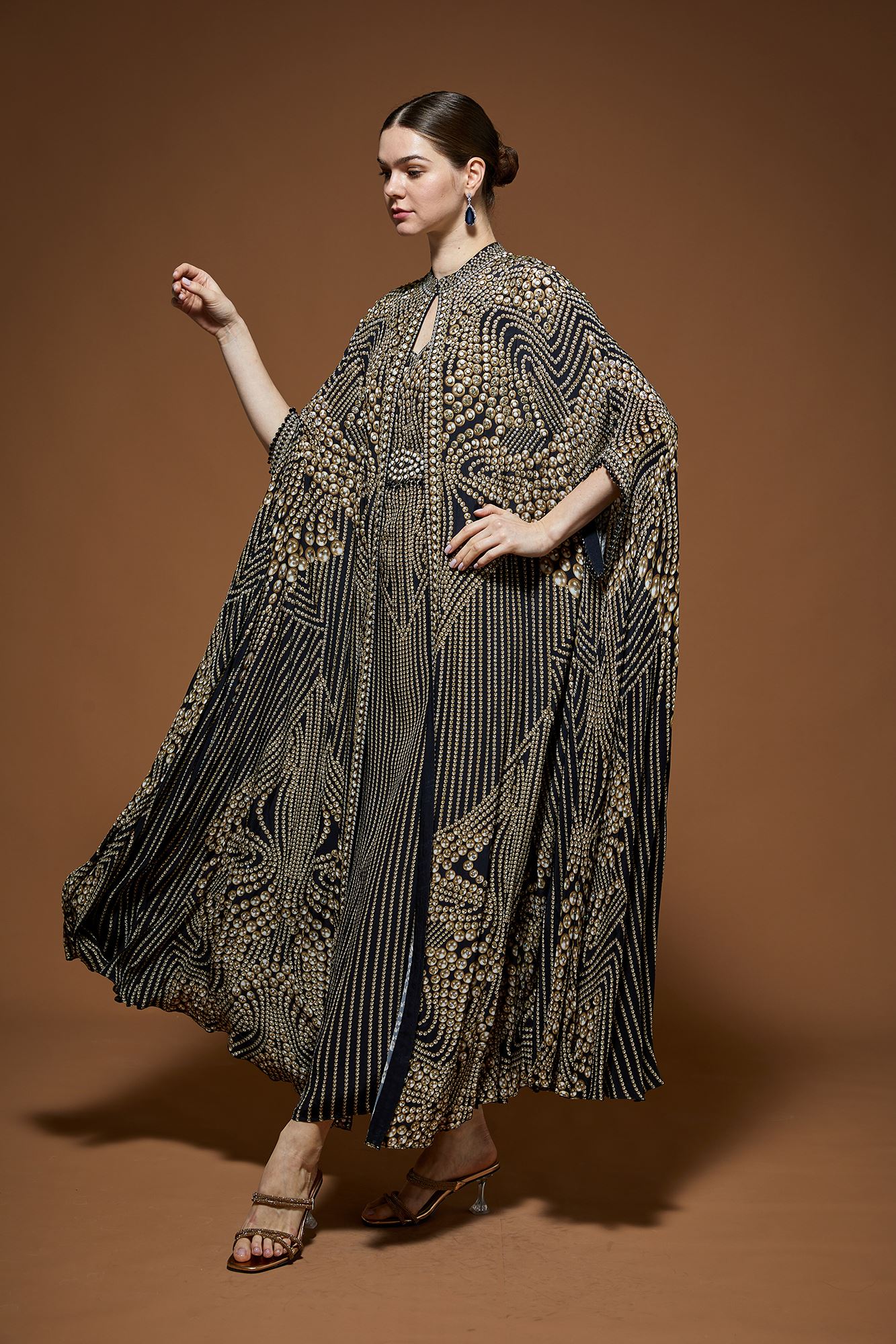 black-kaftan-nr299-3