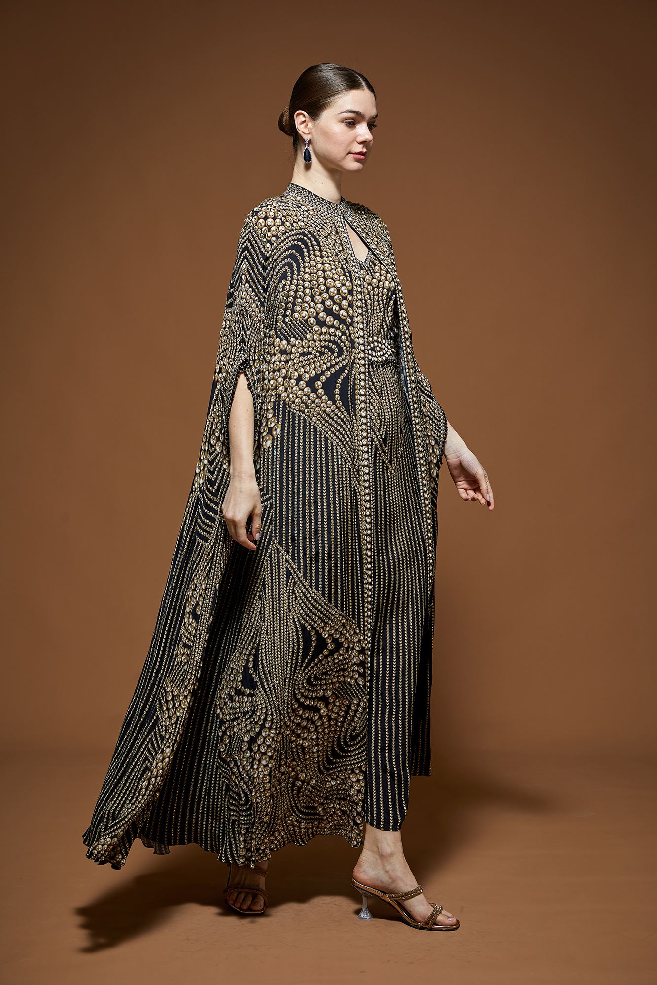black-kaftan-nr299-4