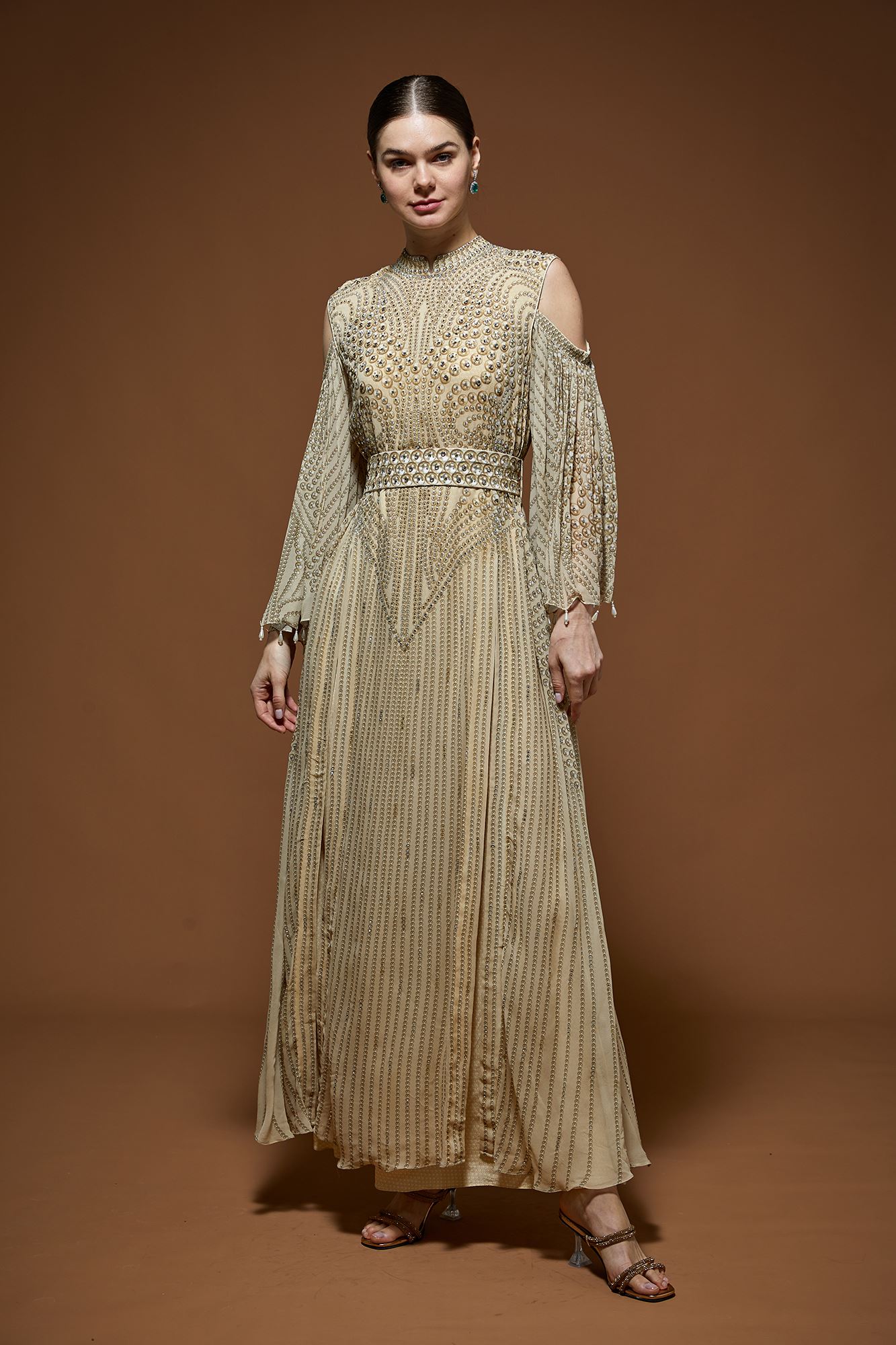 beige-kaftan-nr299-2