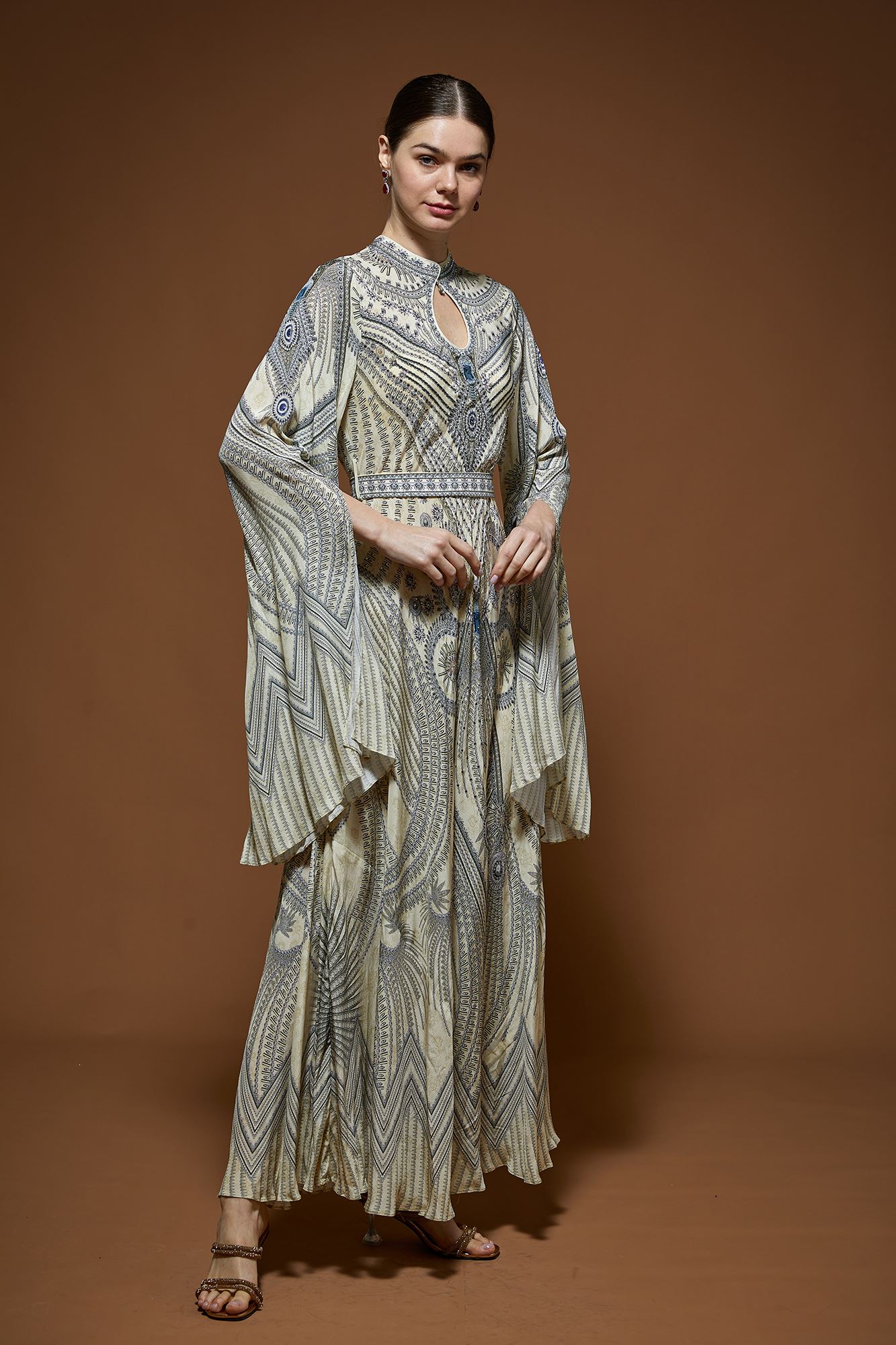 ivory-gowns-nr323-4