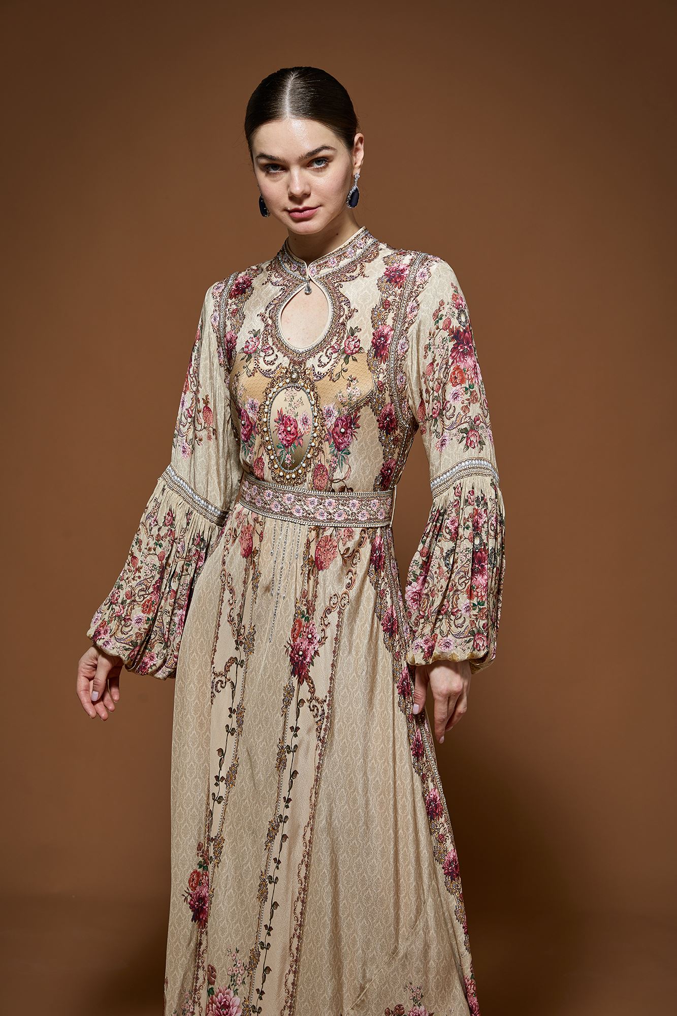 beige-gowns-nrs428-5