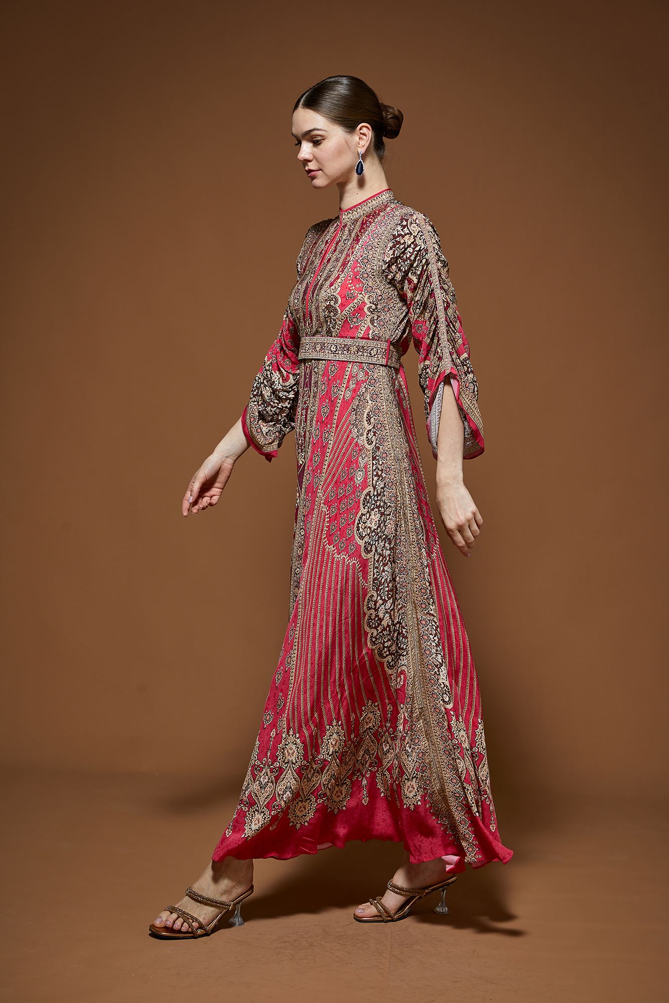 red-gowns-nrs581-3