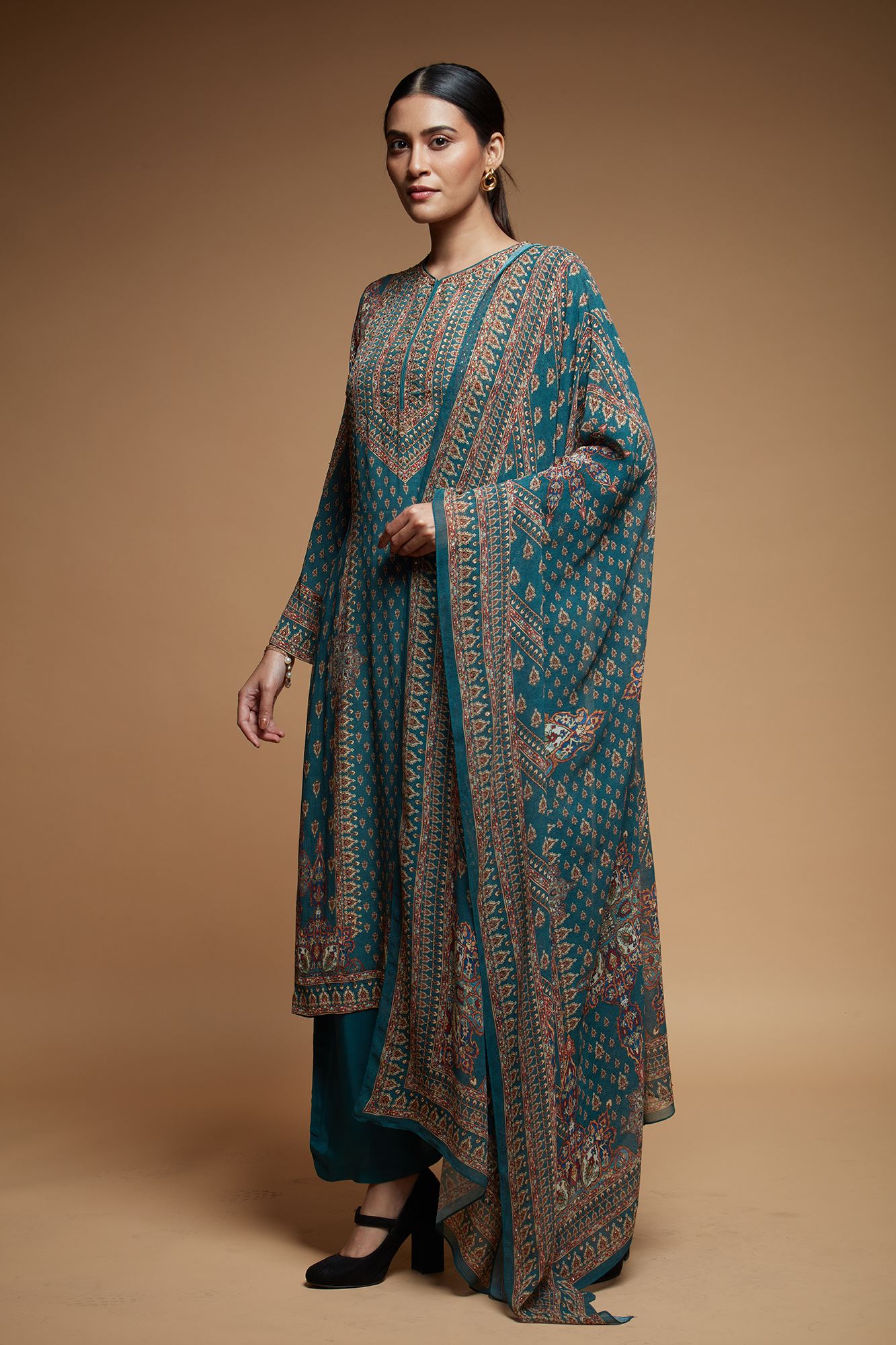 teal-kurta-suit-set-nrs619-4