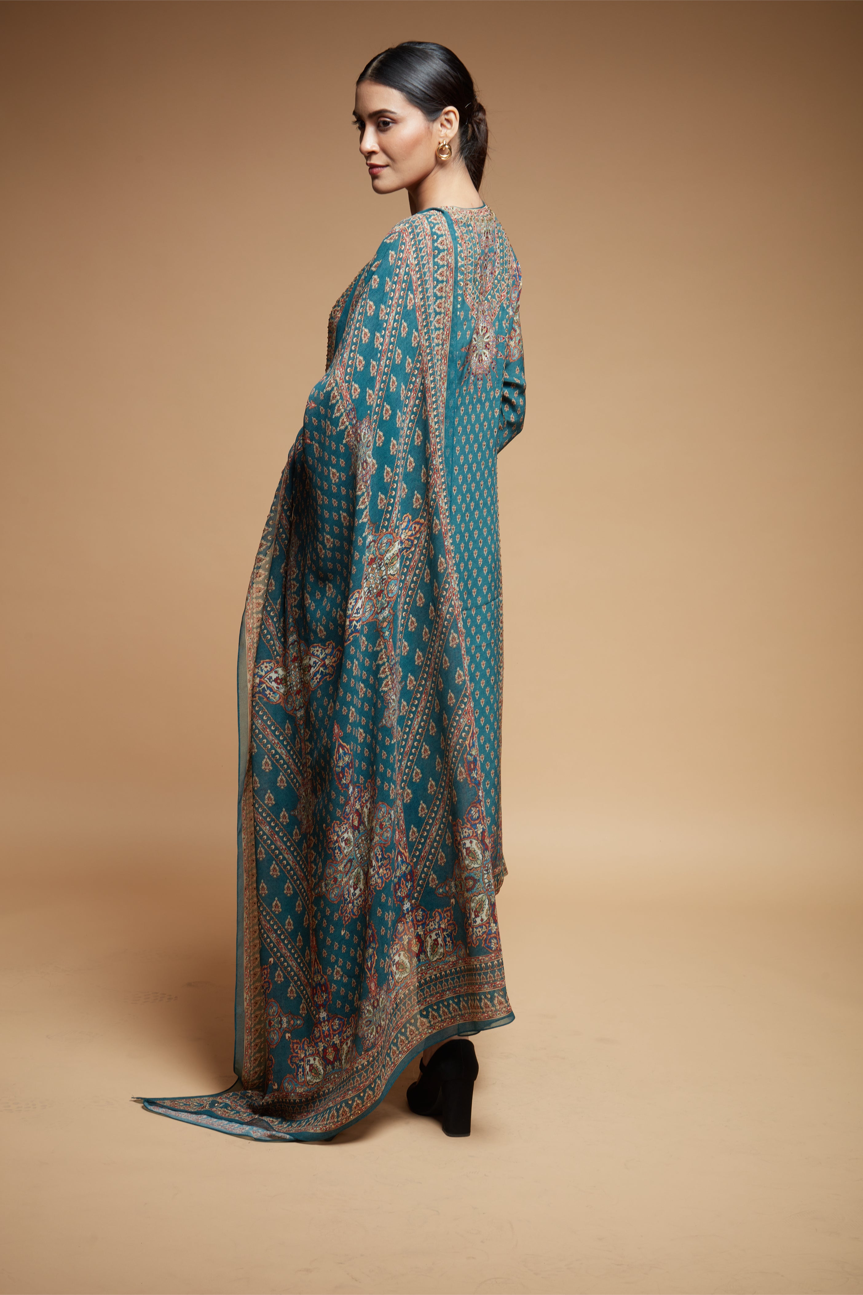 Teal--Color-Suit-Set