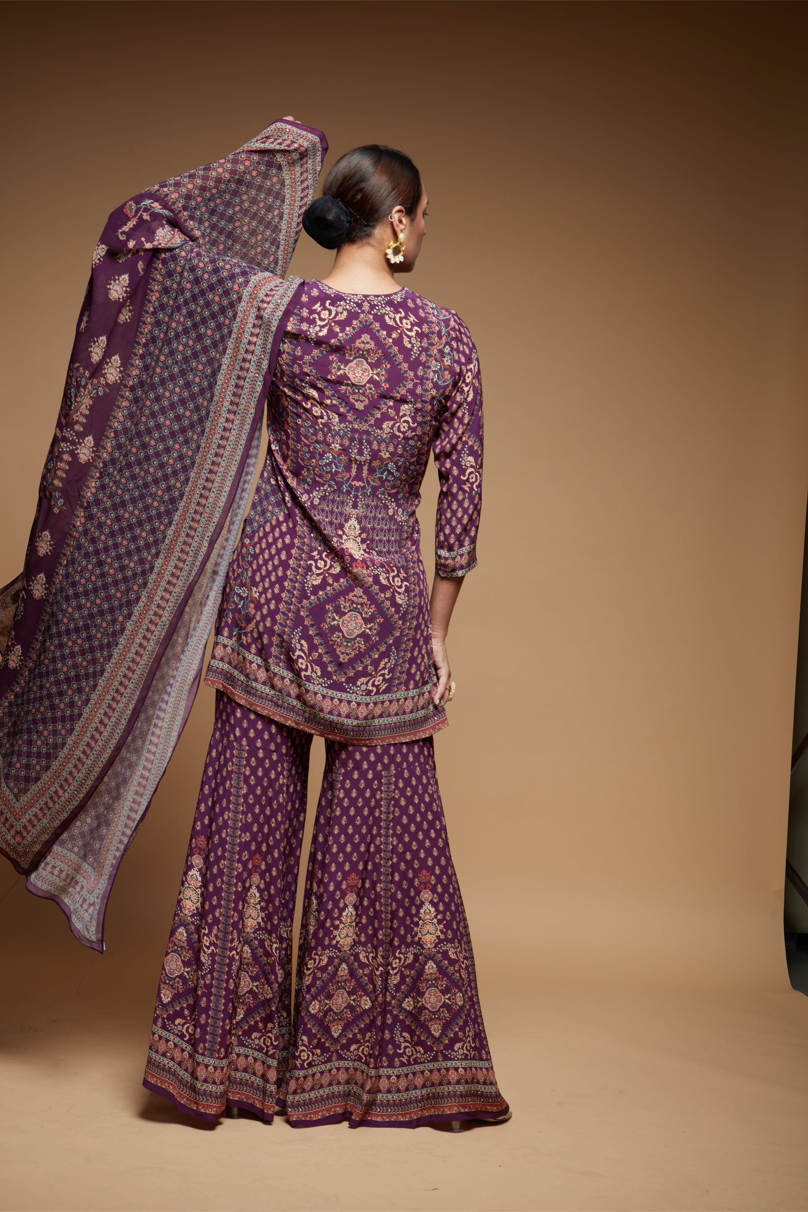 wine-color-suit-set-3