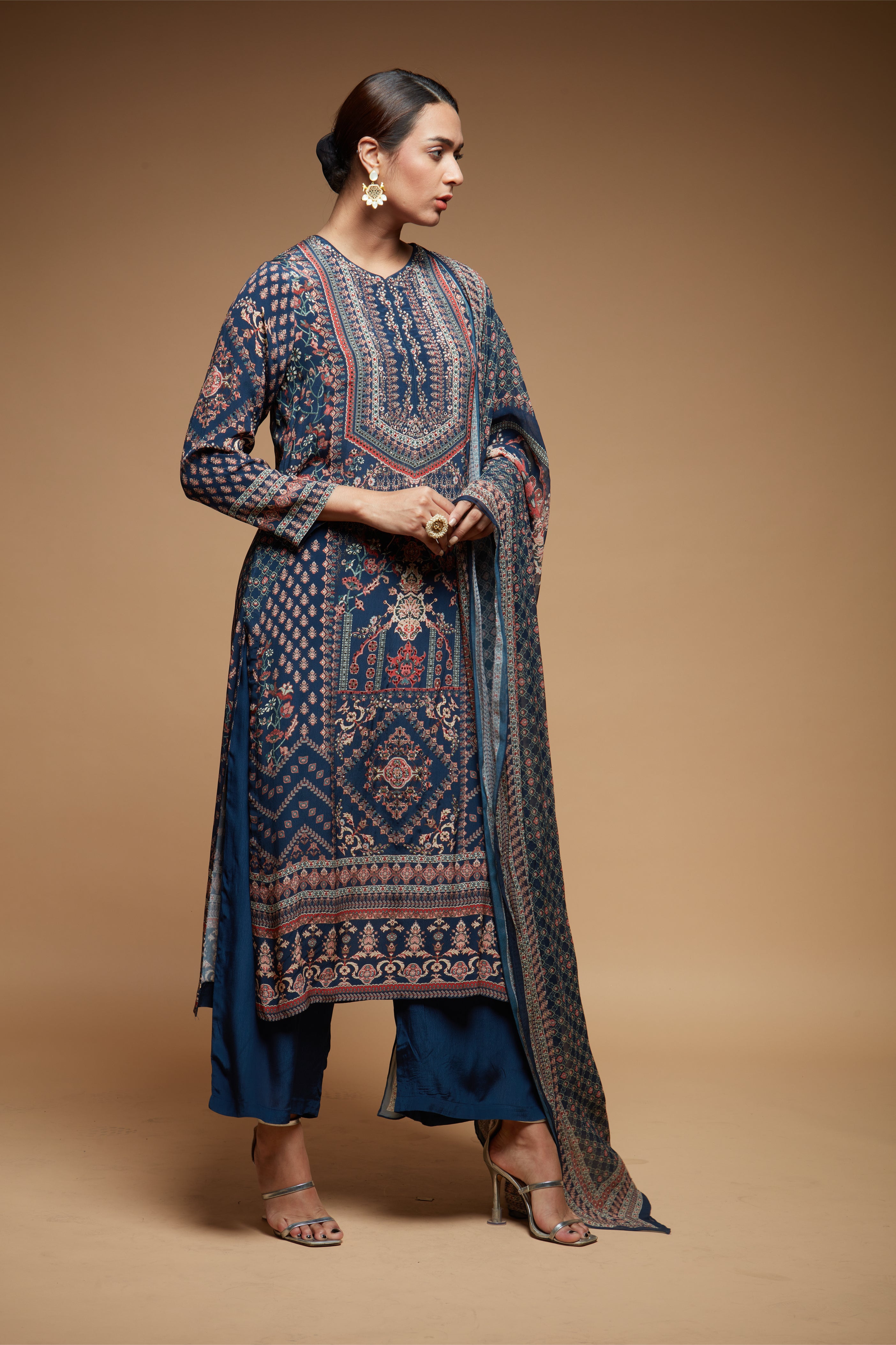 Navy-Blue-Color-Suit-Set