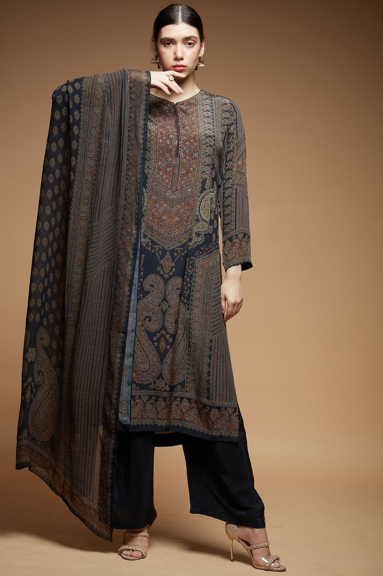 Black-Color-Suit-Set