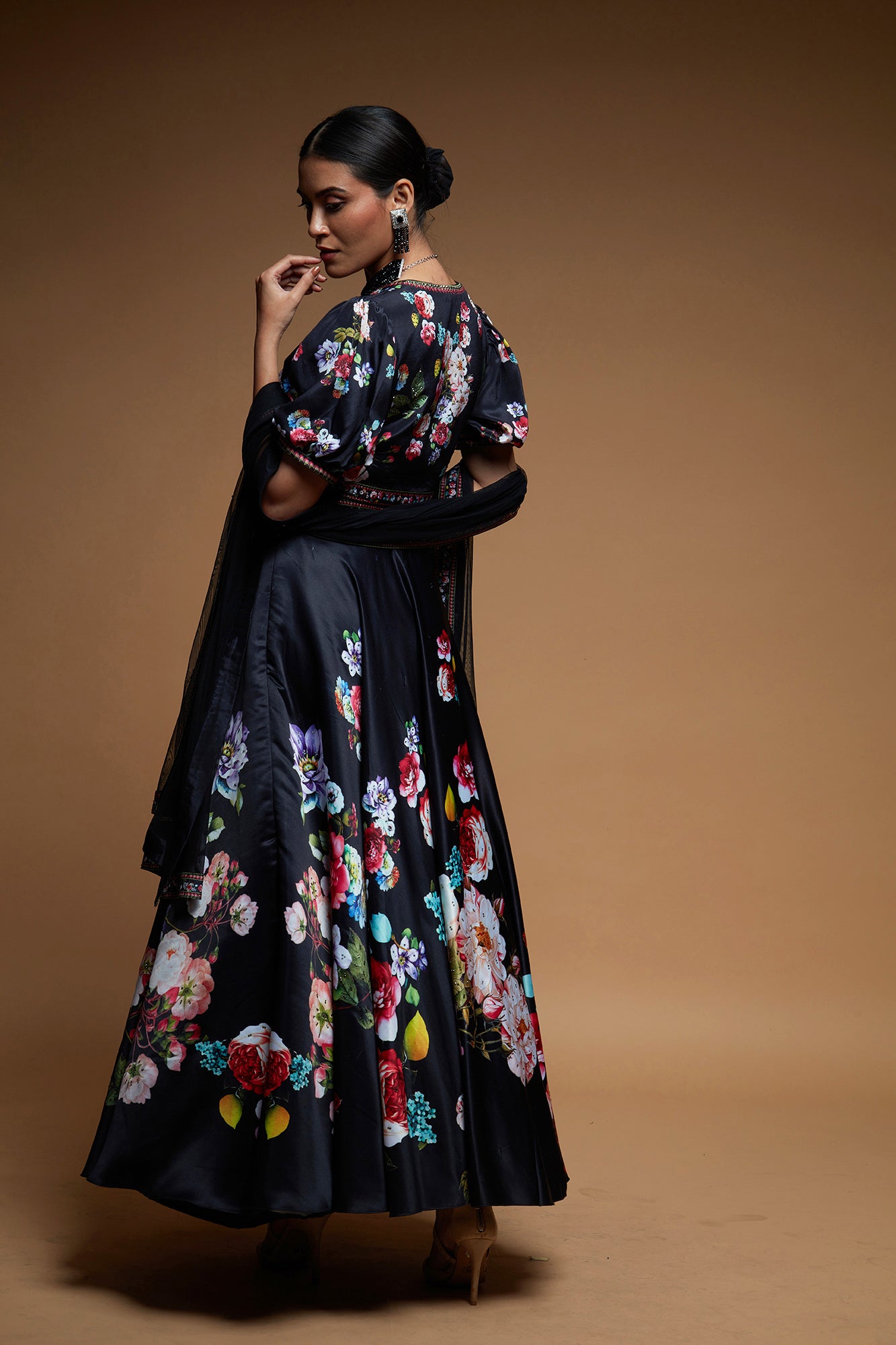 mb137black-color-lehnga-5