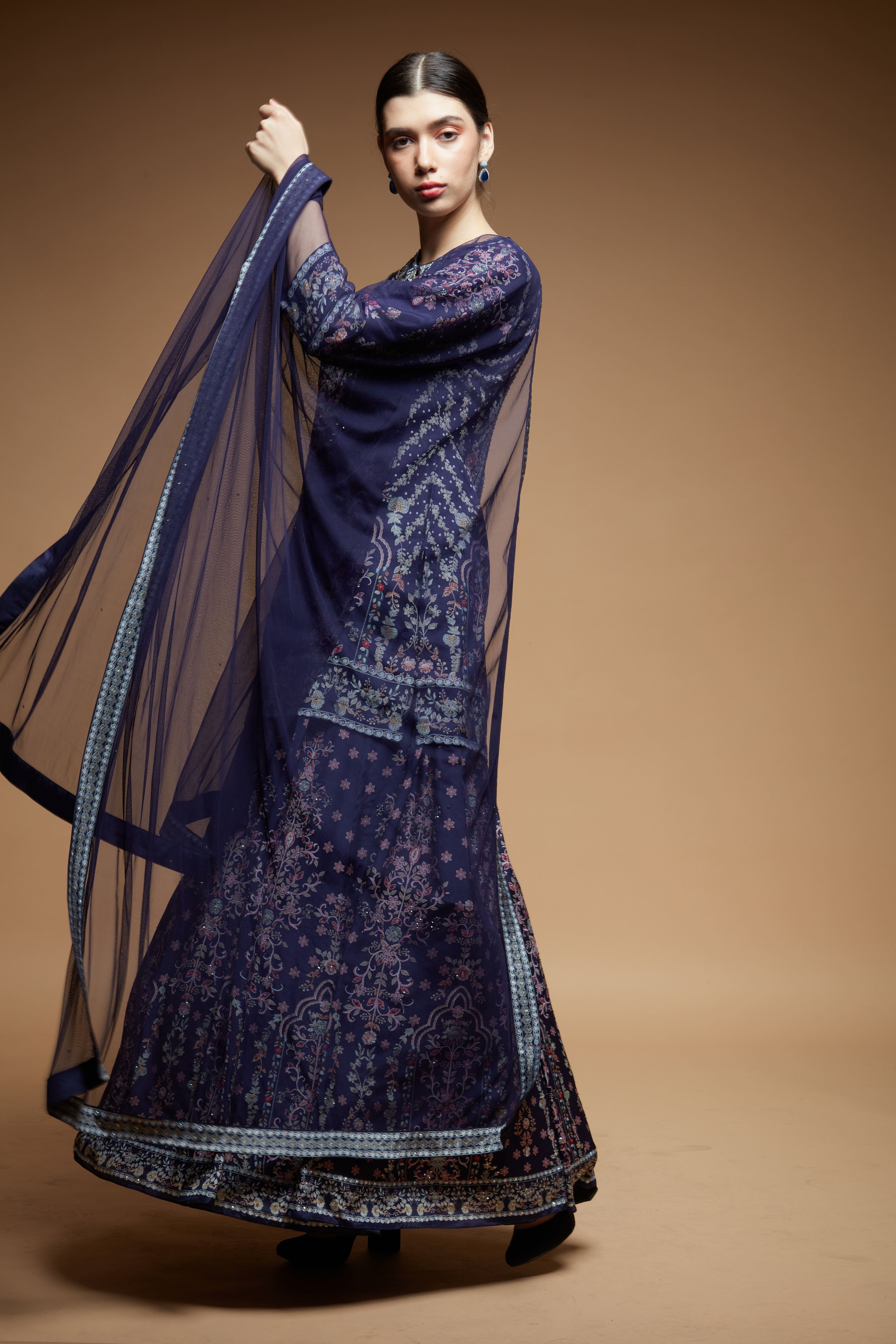 mb136blue-color-lehnga-2