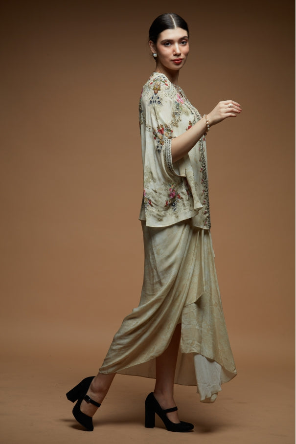 beige-color-cape-3