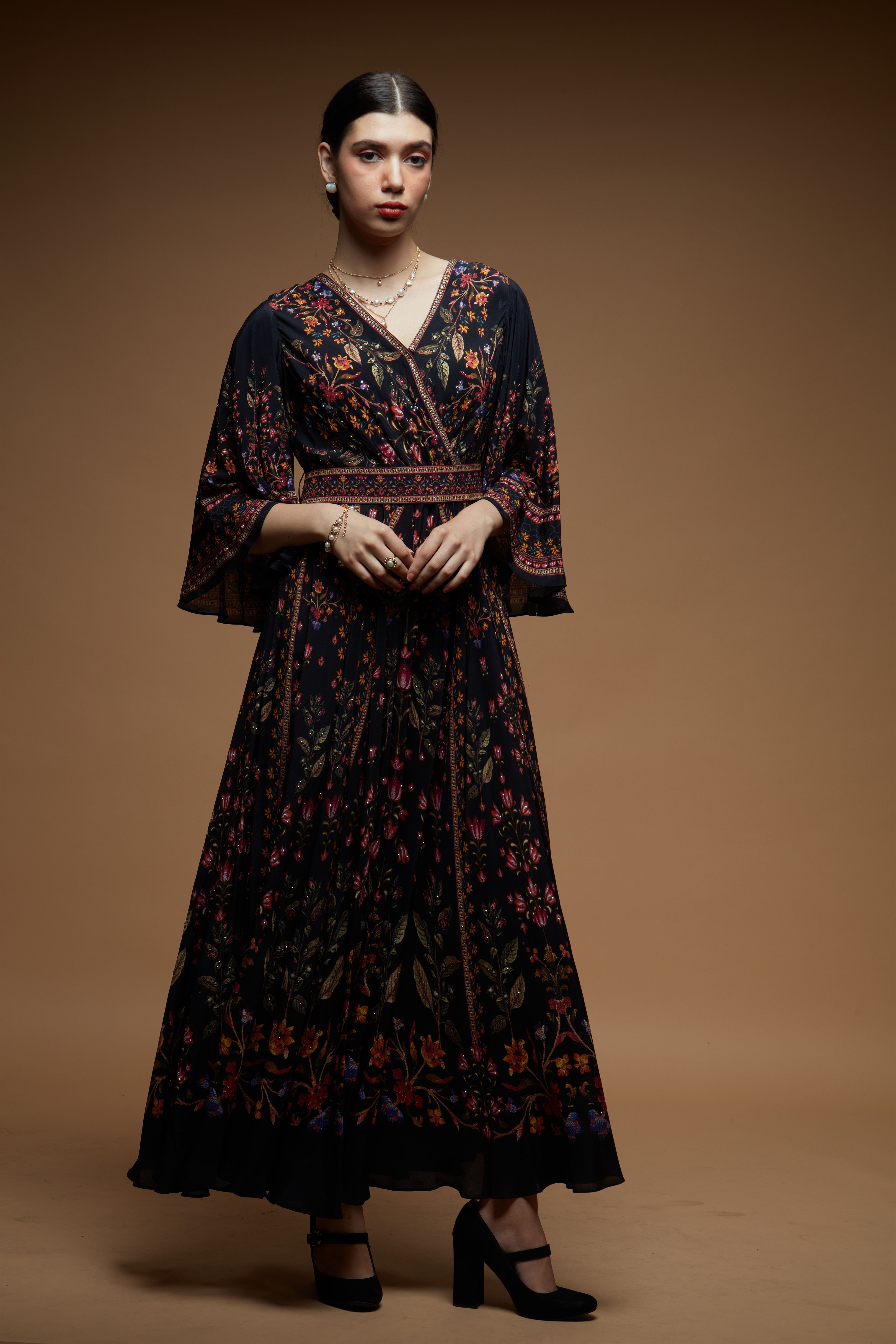 mb100black-color-kaftan-4