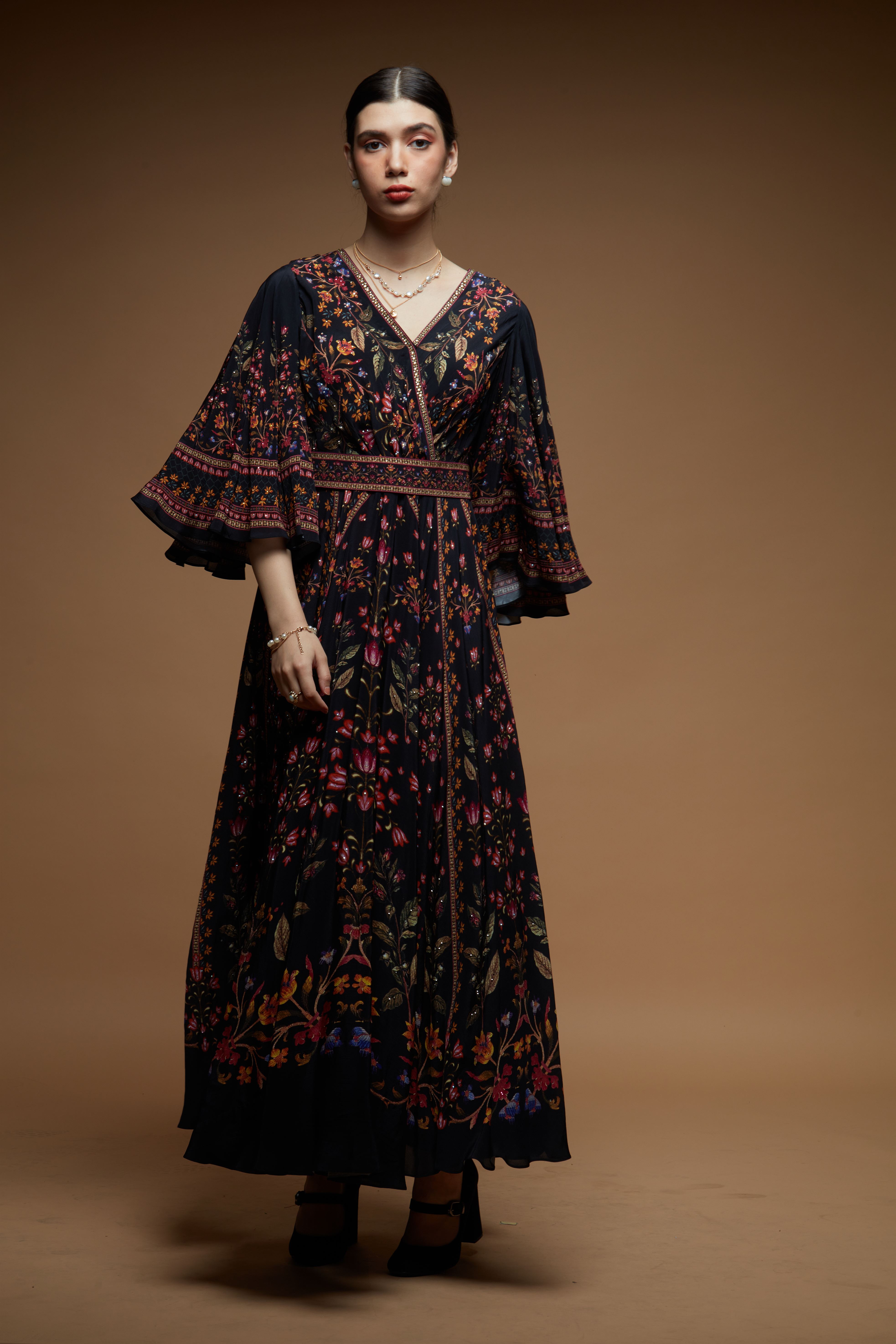 mb100black-color-kaftan-6