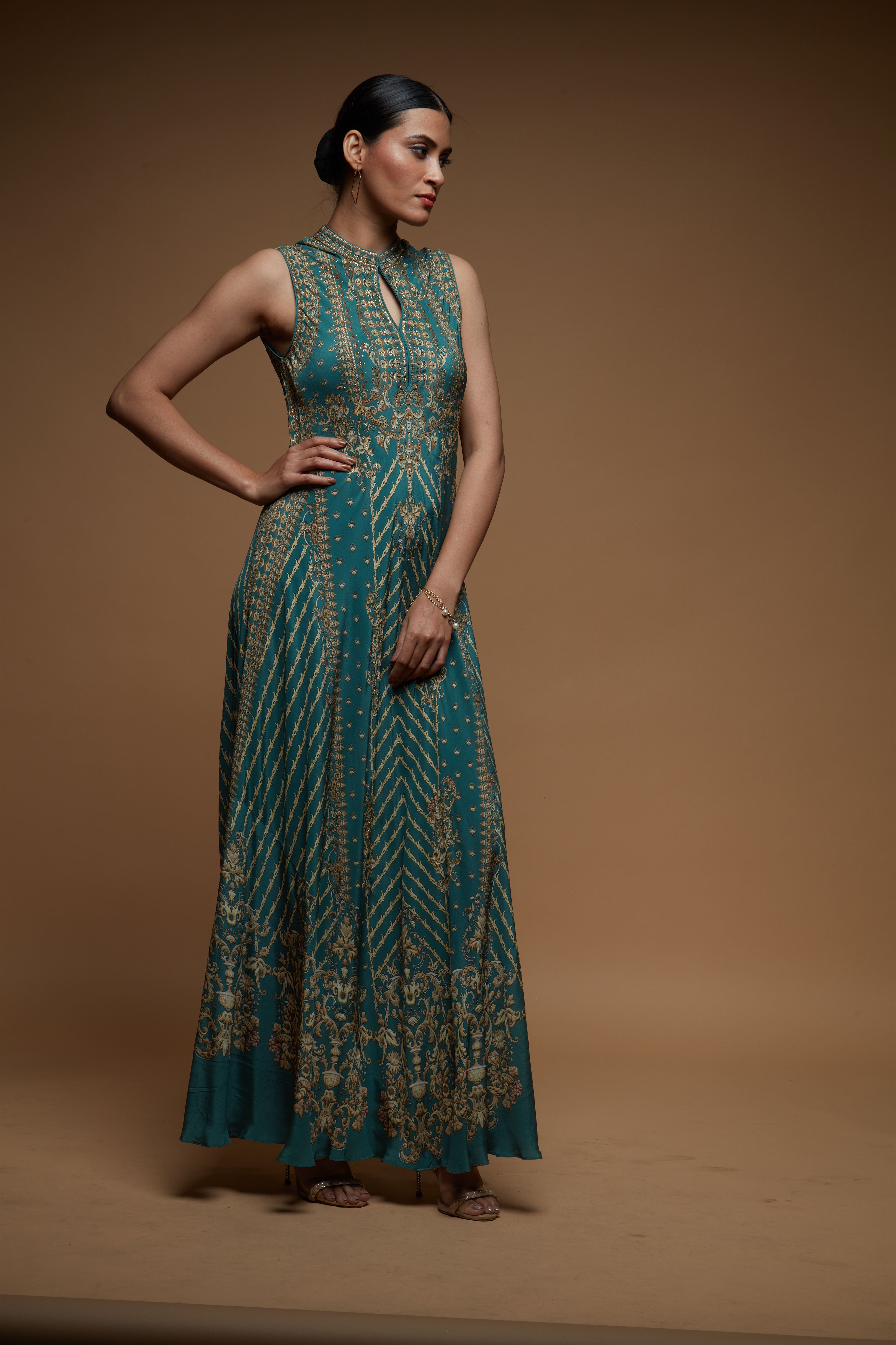 mb78aqua-color-halter-4