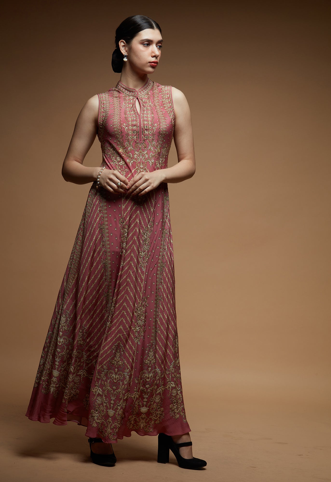 mb77pale-pink-halter-4