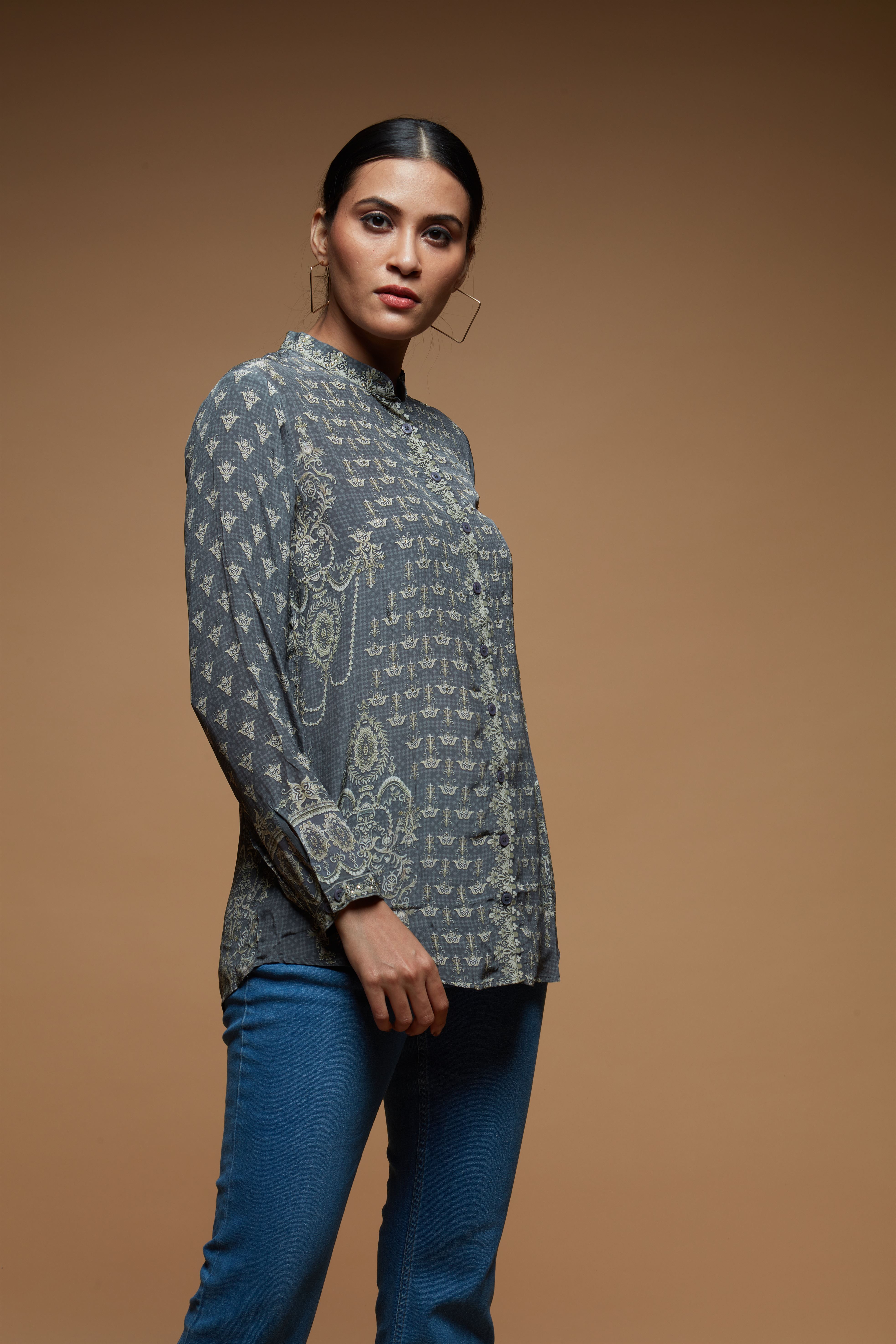 mb30grey-color-shirt-3