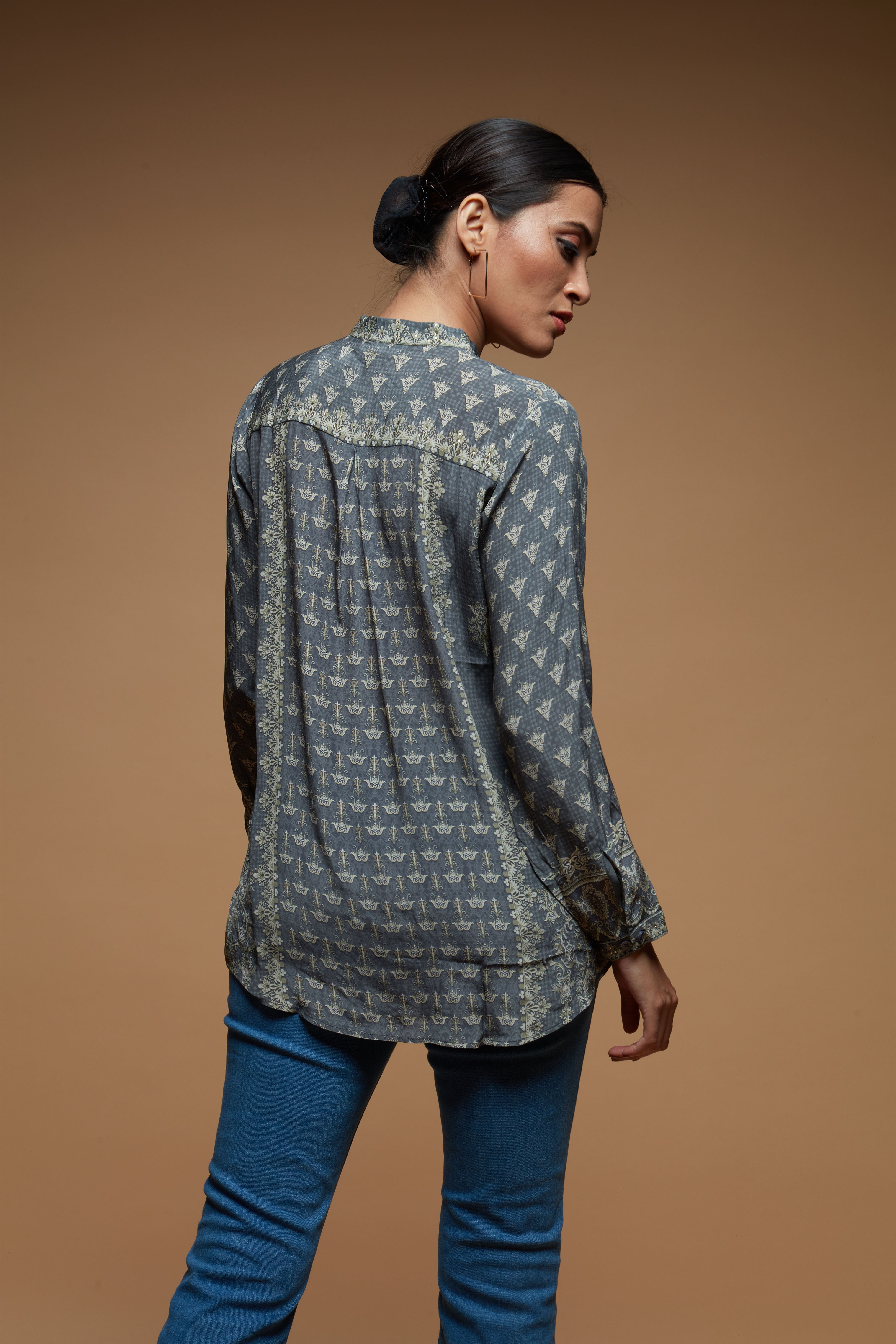 mb30grey-color-shirt-6