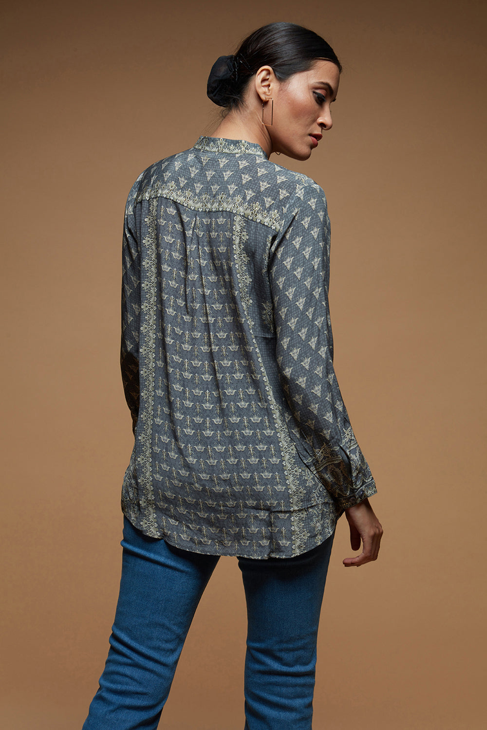 Booti Grey Shirt