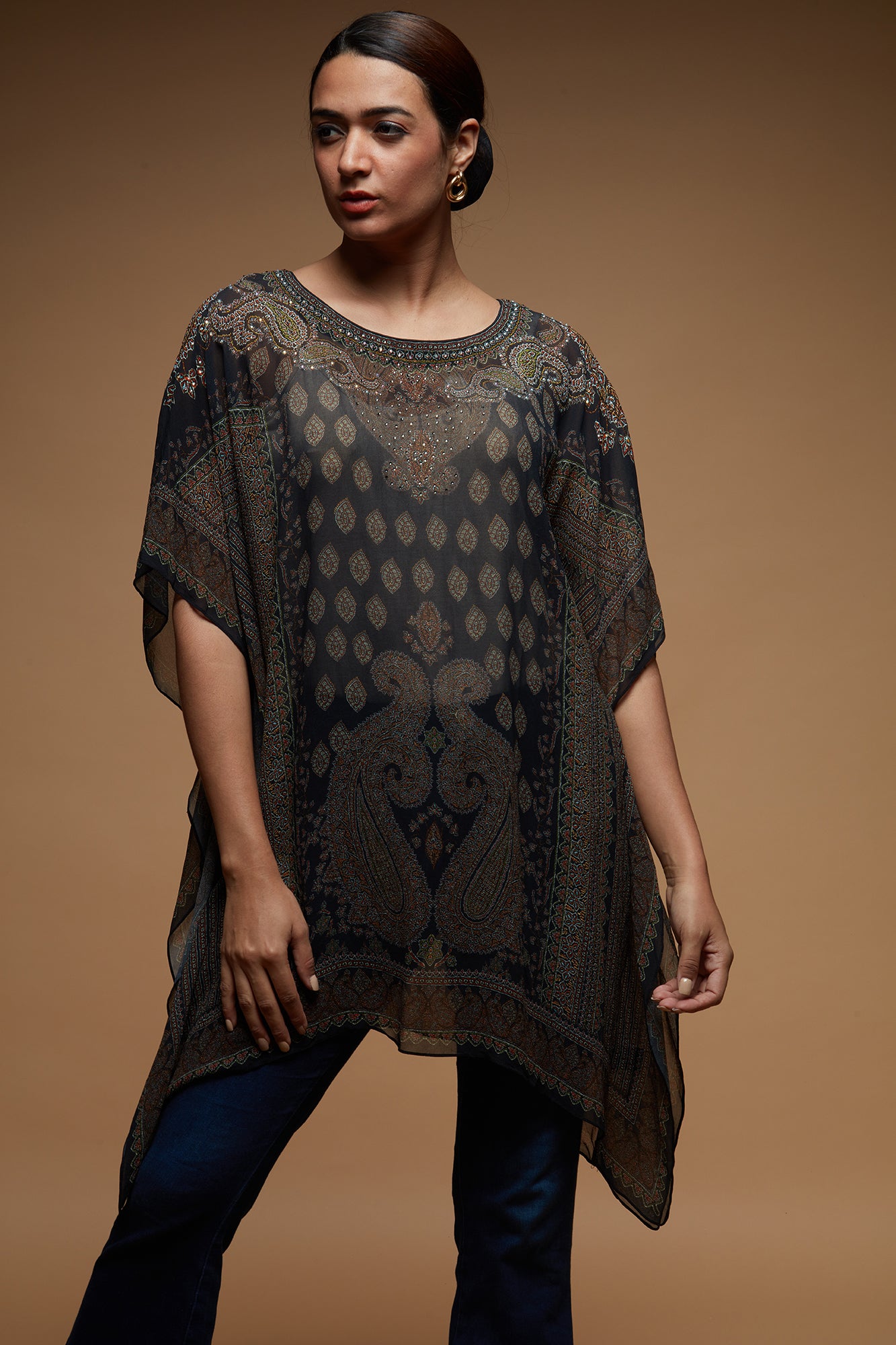 mb16black-color-short-farasha-1