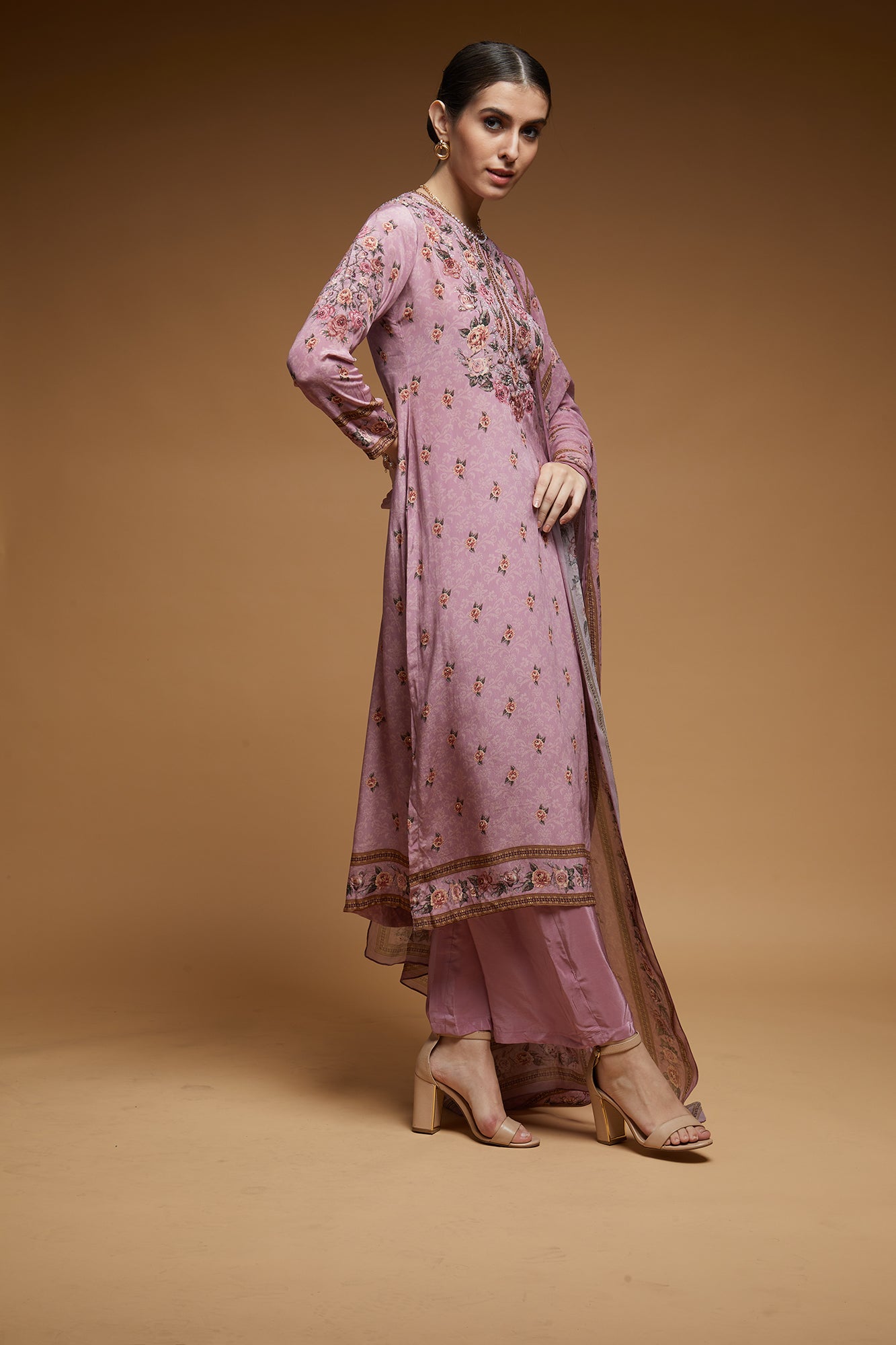 Pale-Pink-Color-Suit-Set