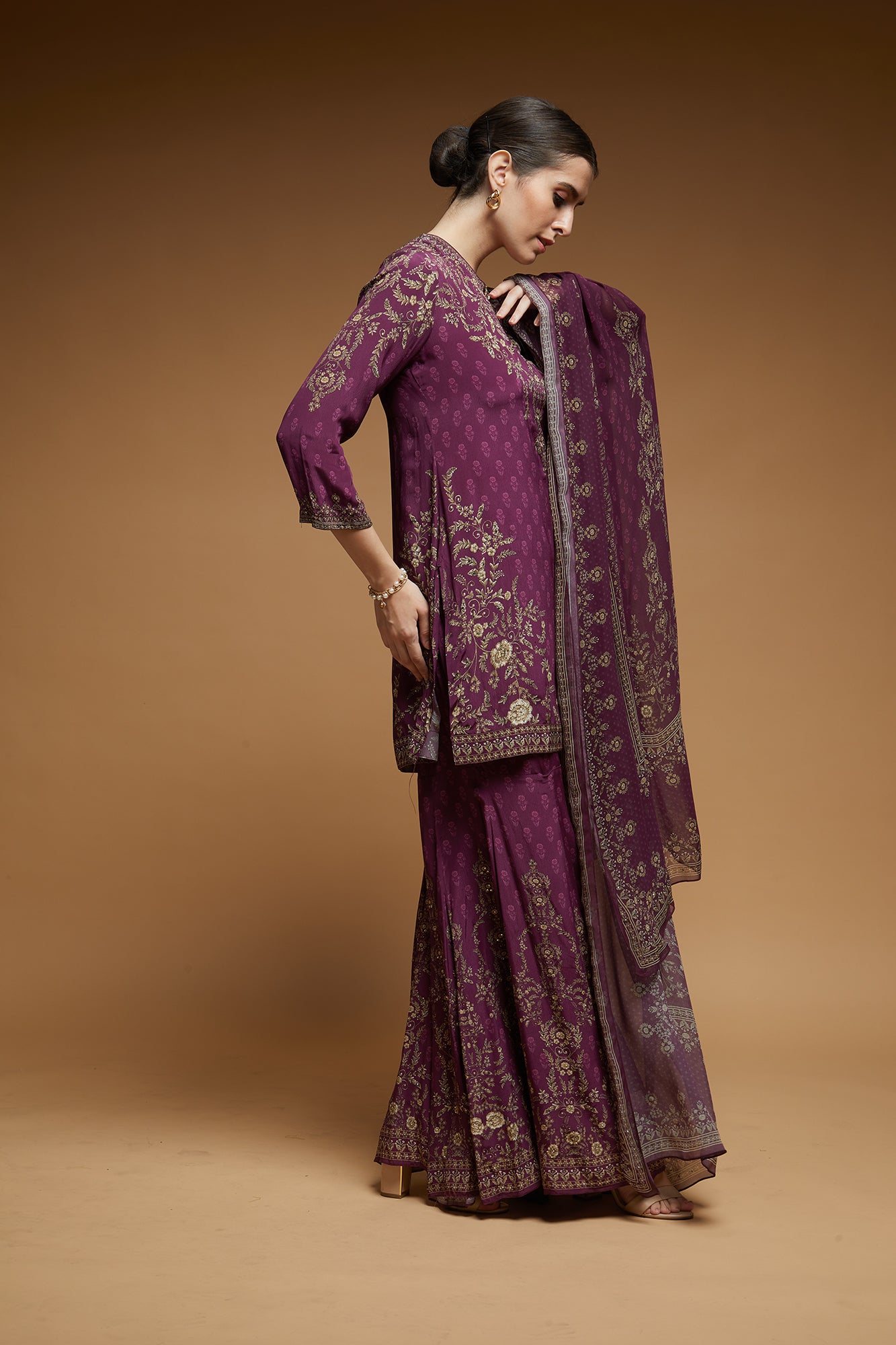 nr12wine-color-sharara-4