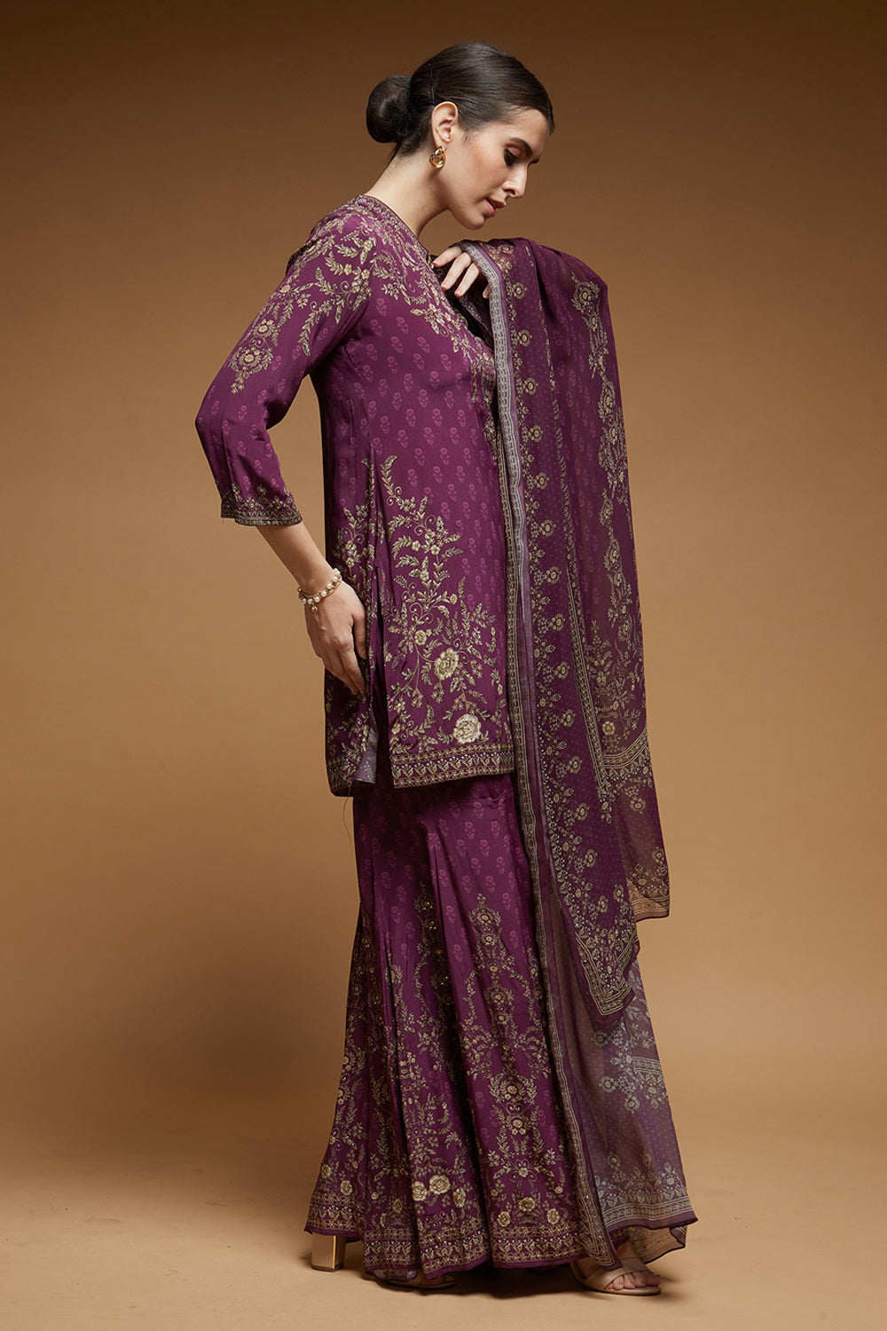 Wine Color Sharara