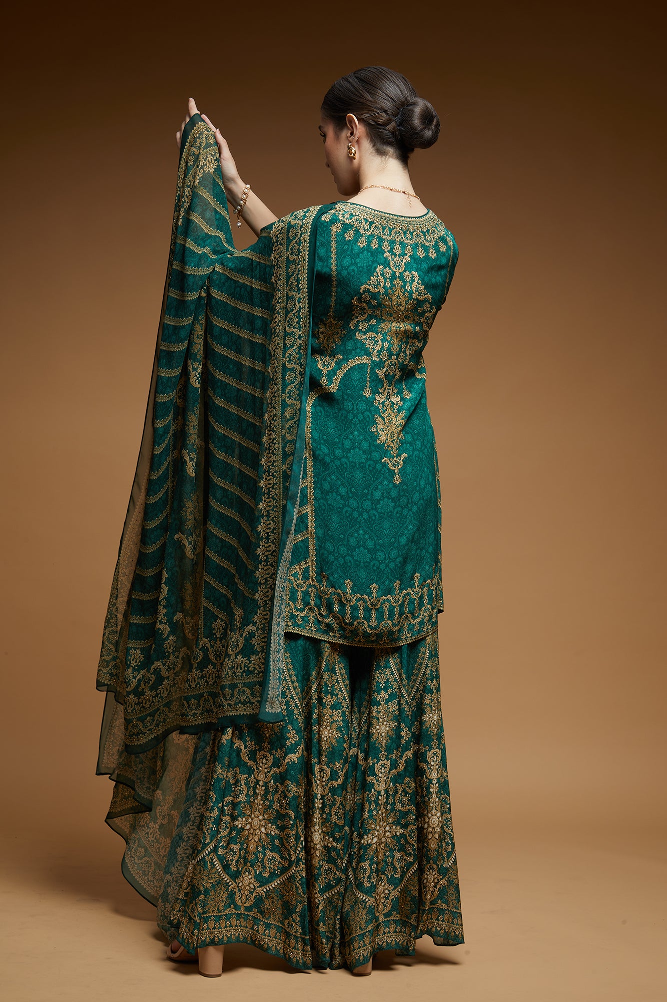 nr10teal-color-sharara-6