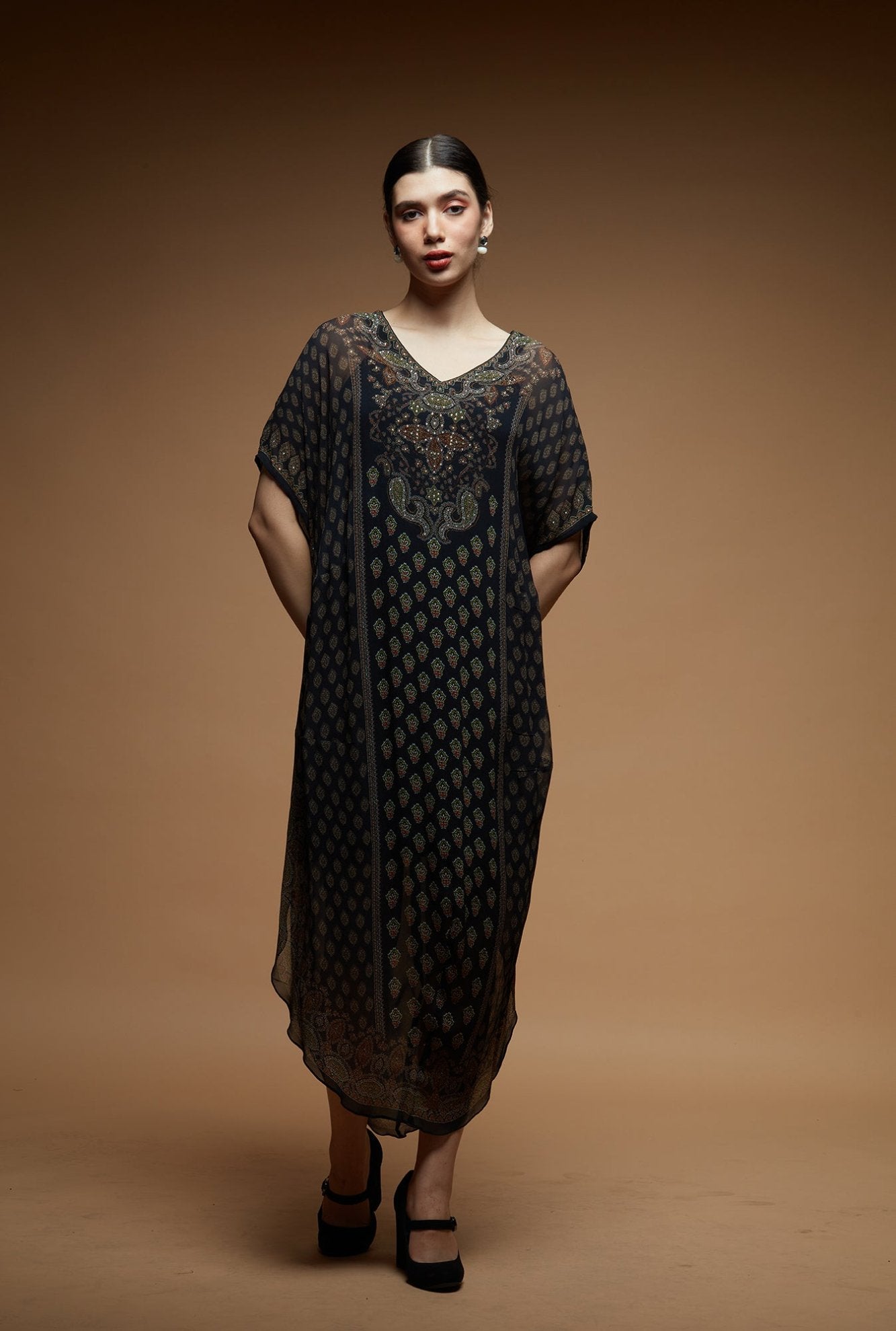 mb50black-color-tunic-1