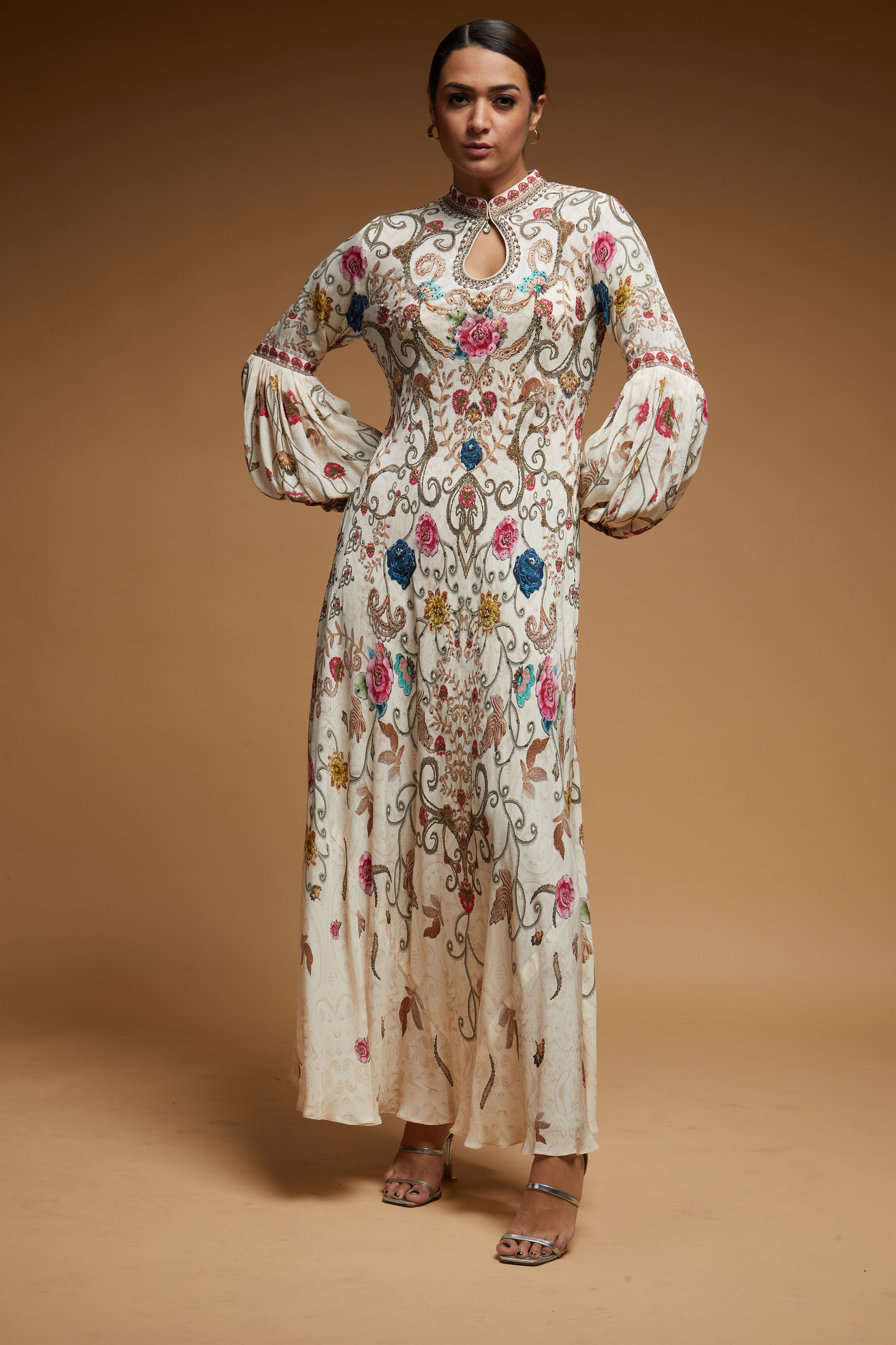 nr73ivory-color-halter-1