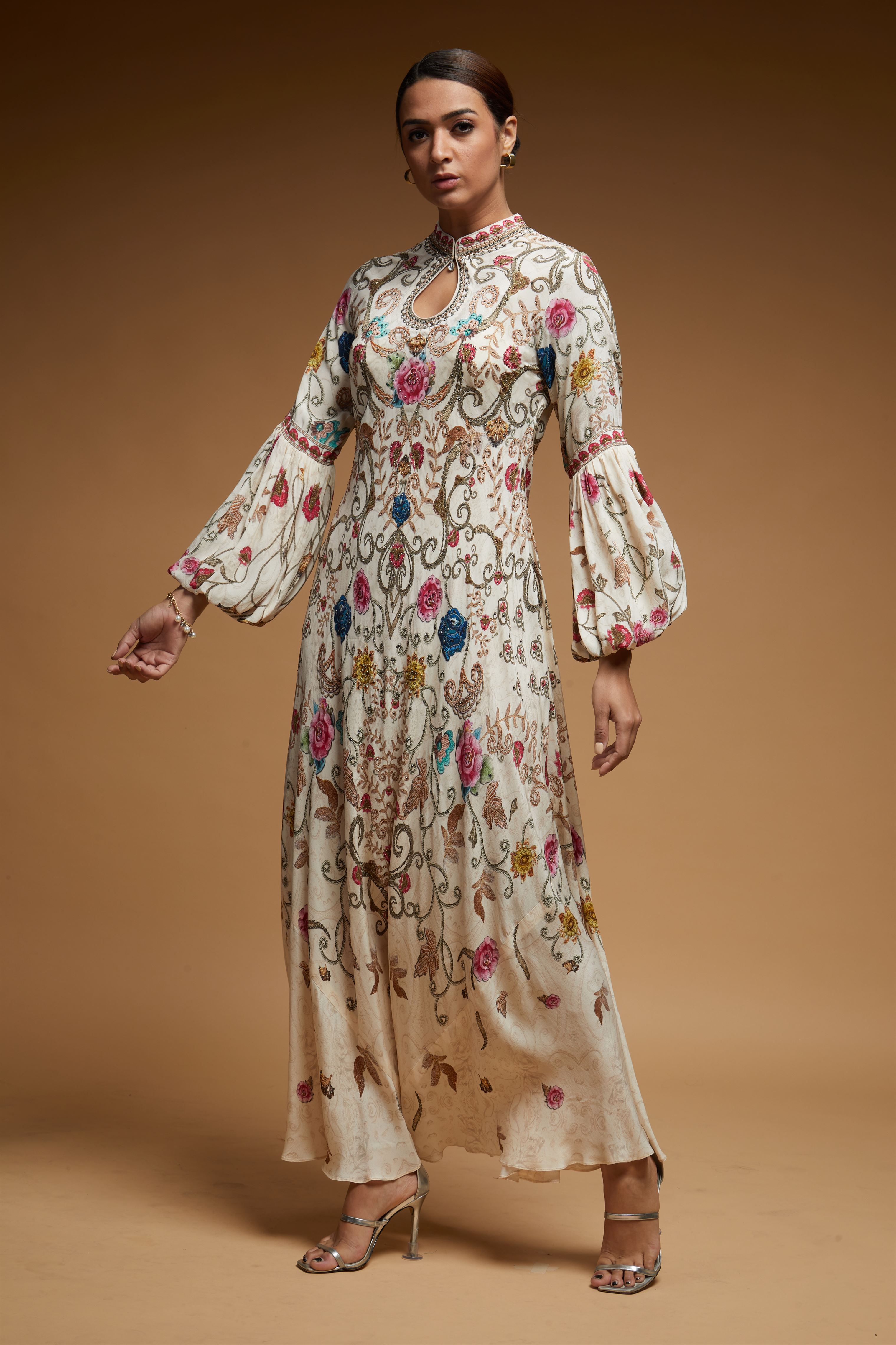 nr73ivory-color-halter-3