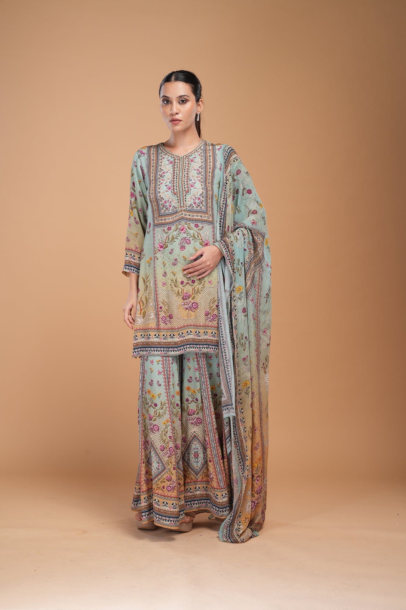 aqua-color-sharara-1