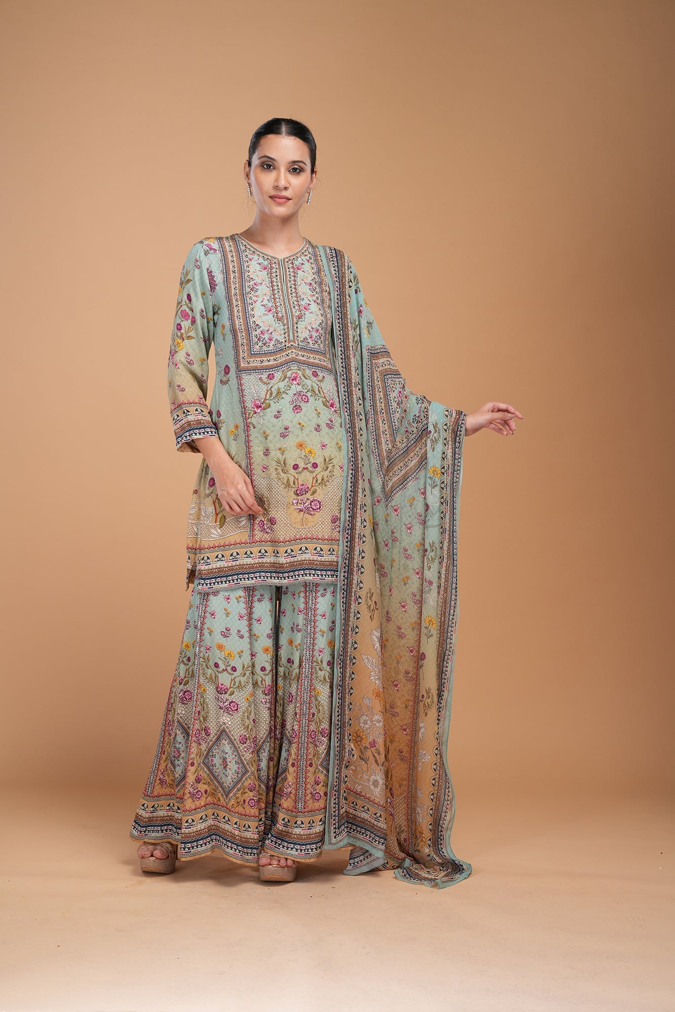 aqua-color-sharara-3