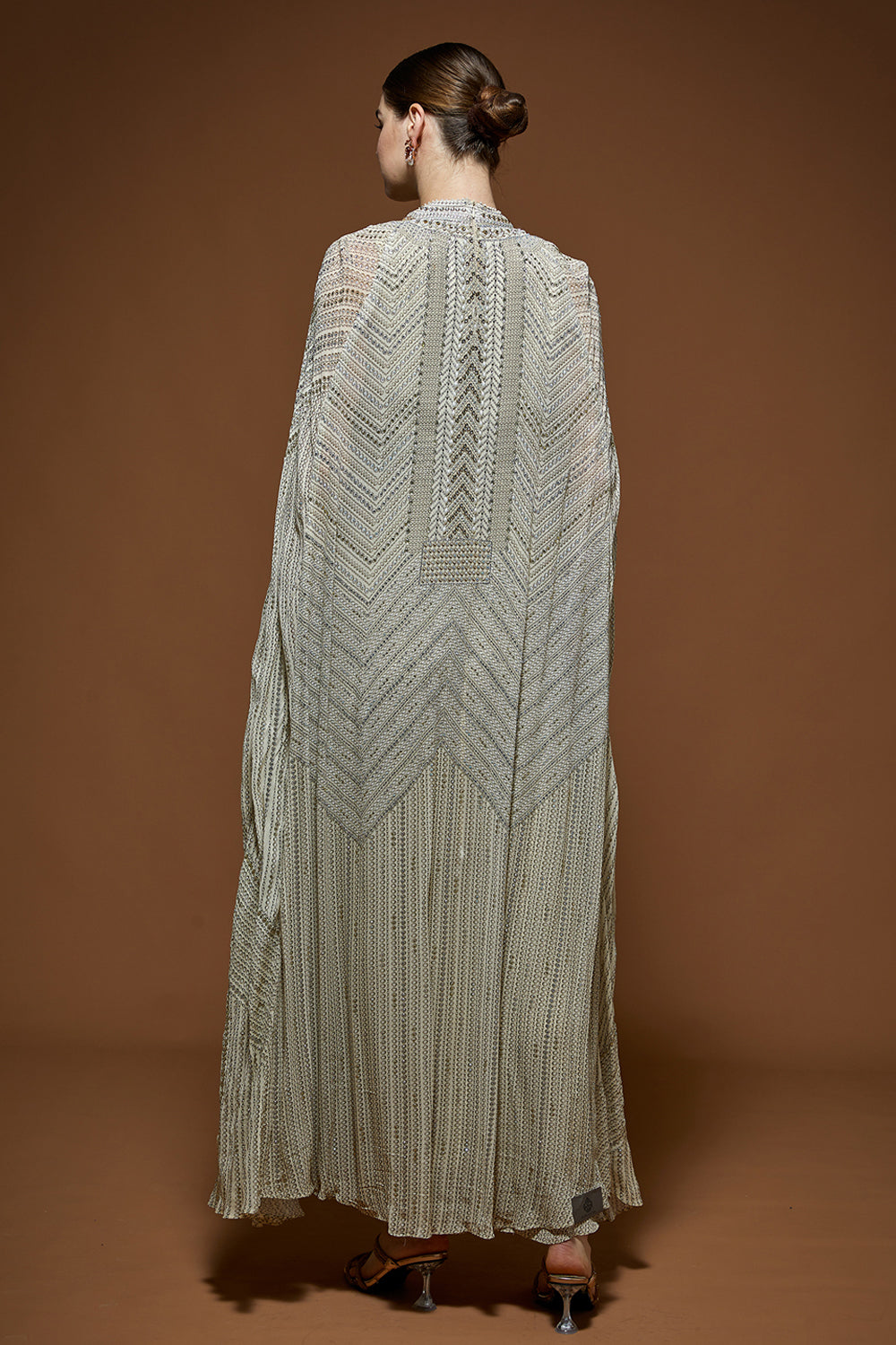 Ivory Kaftan