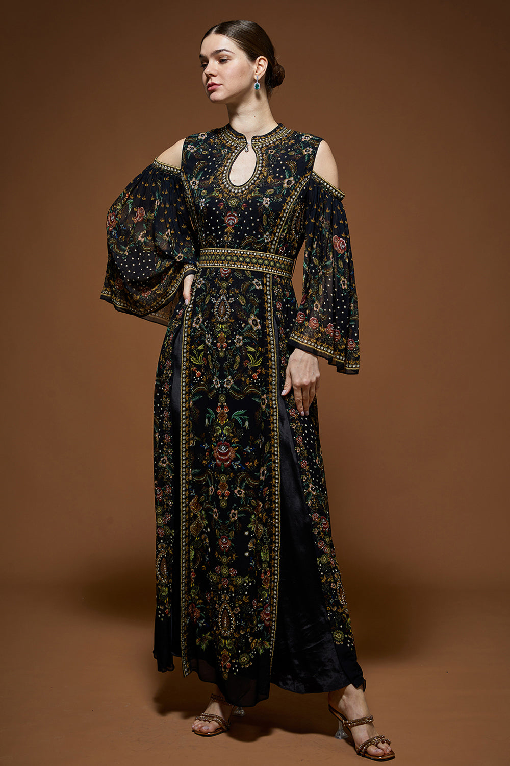 Black Kaftan