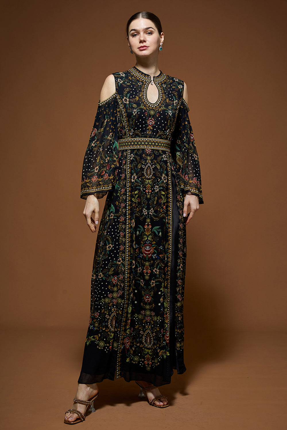 Black Kaftan