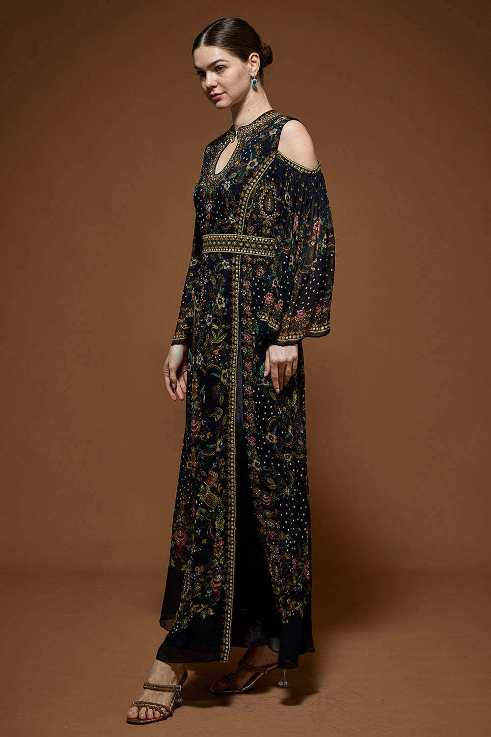 Black Kaftan
