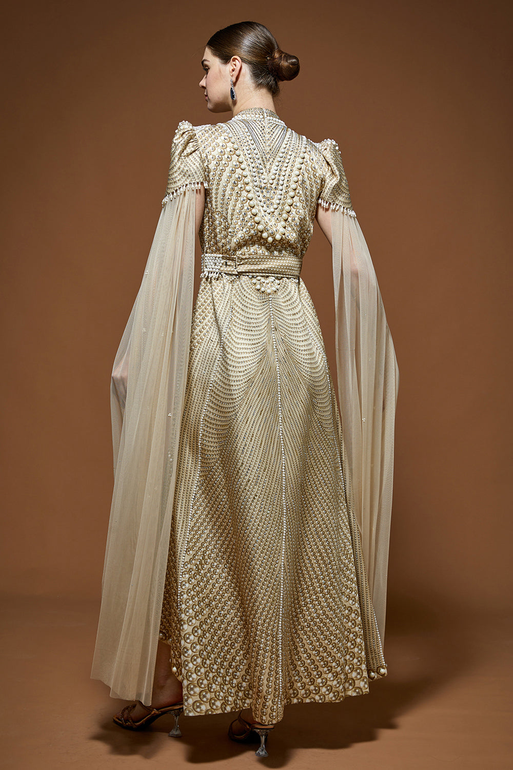 Ivory Kaftan