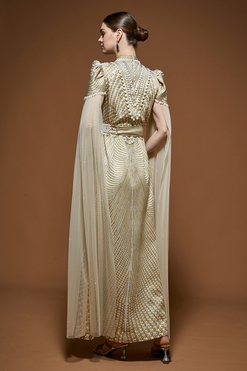 Ivory Kaftan