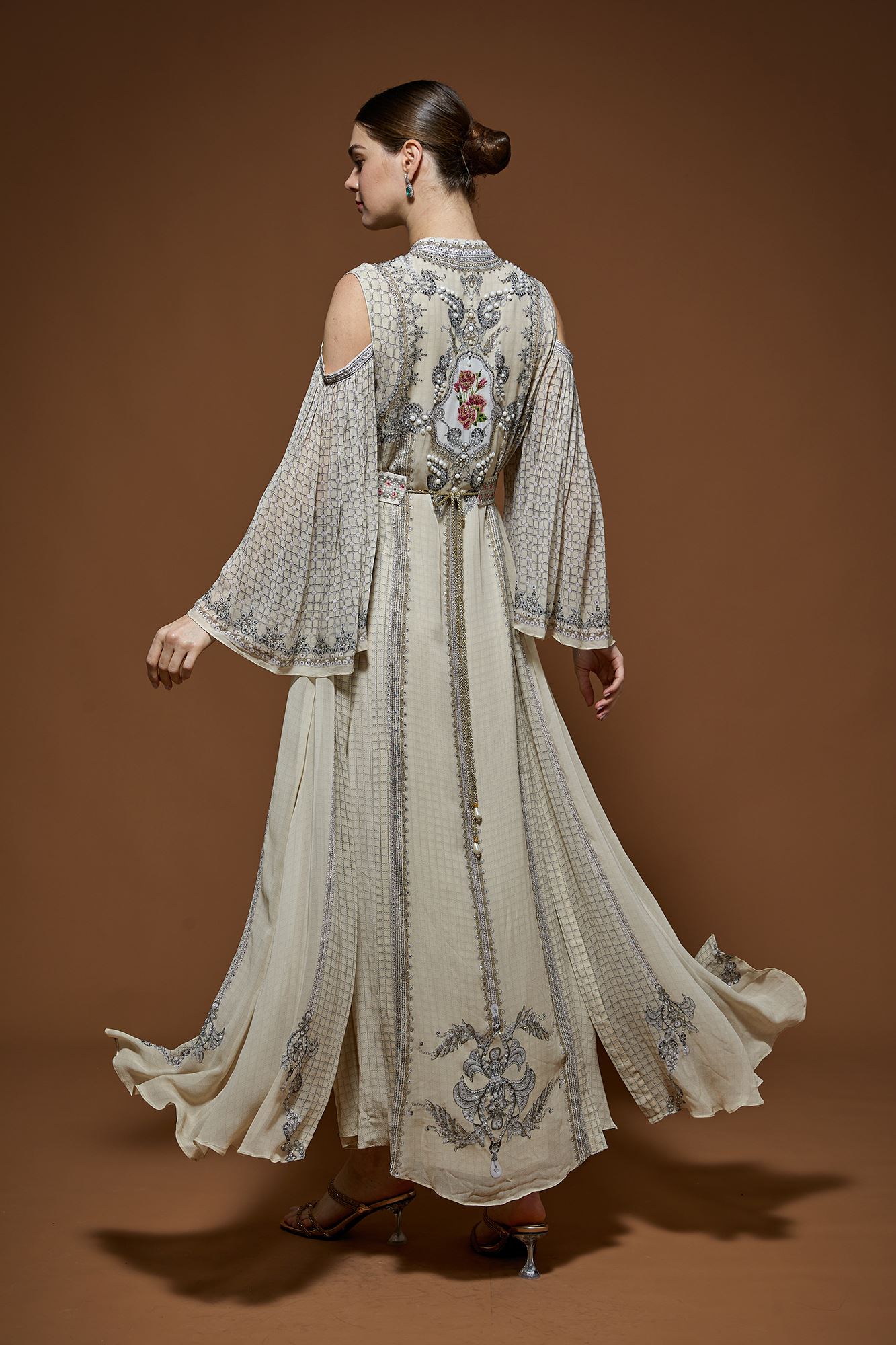 beige-kaftan-nr236-7