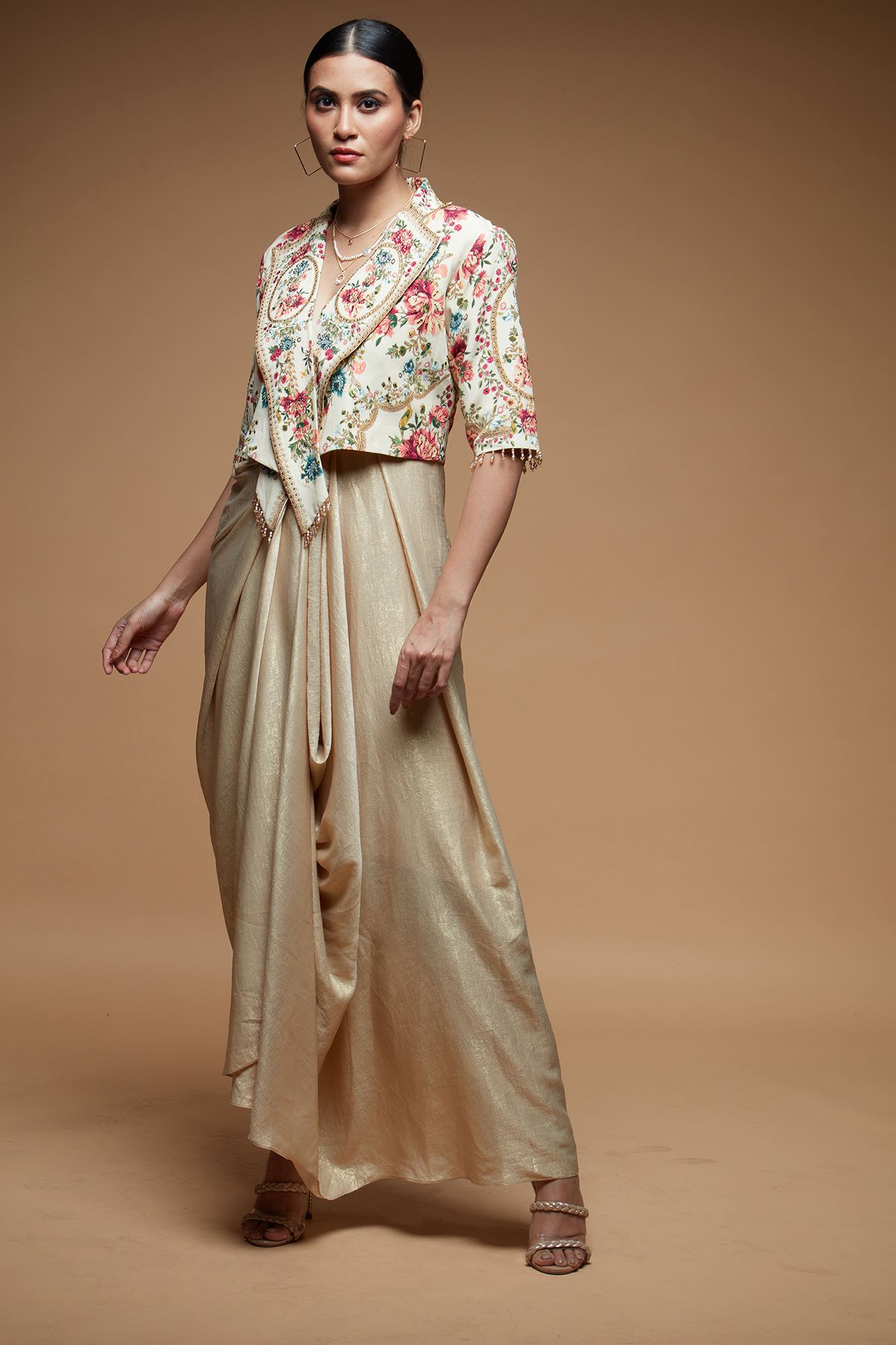 beige-dress-nr262-3