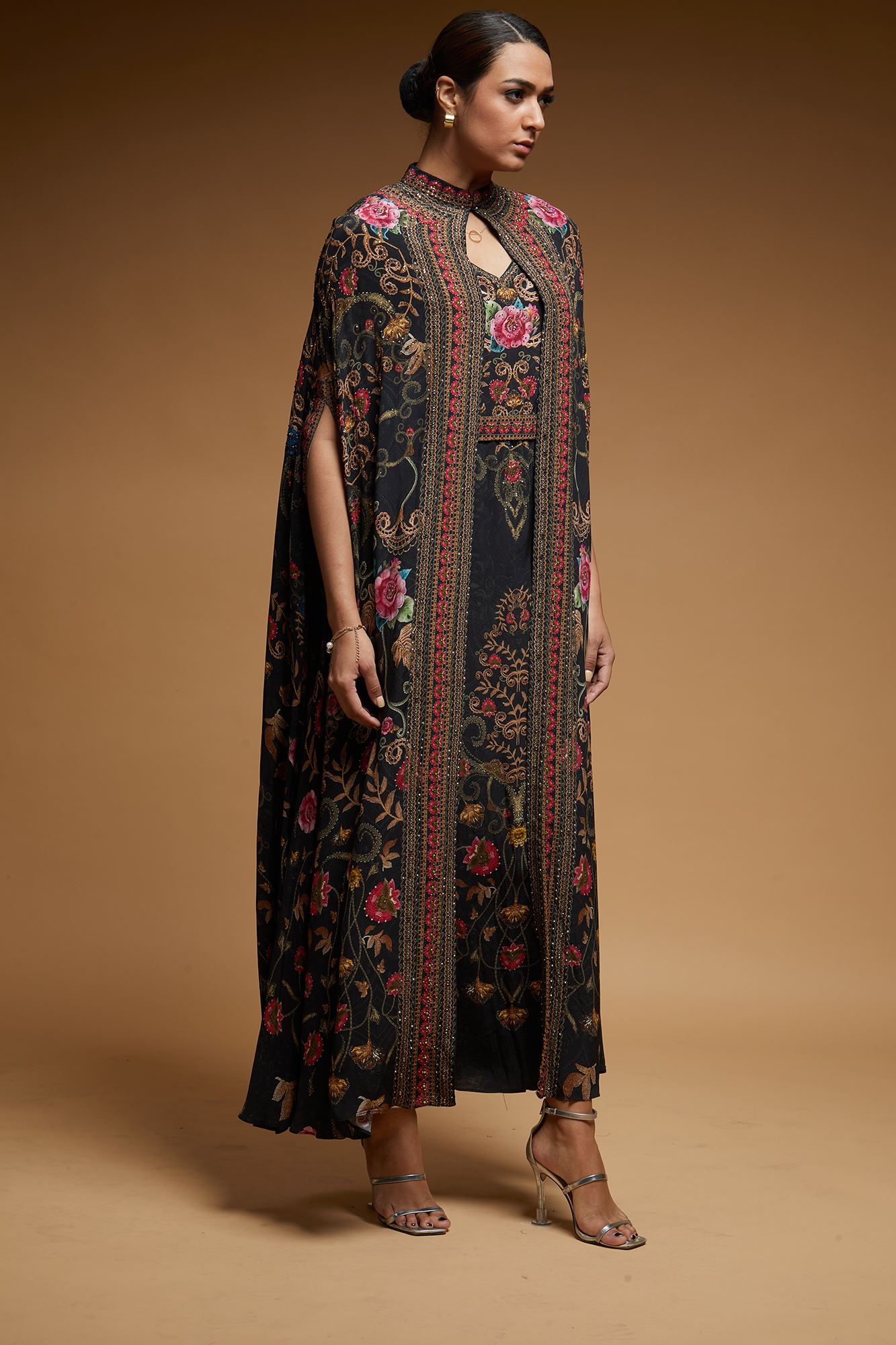 black-kaftan-nr327-4