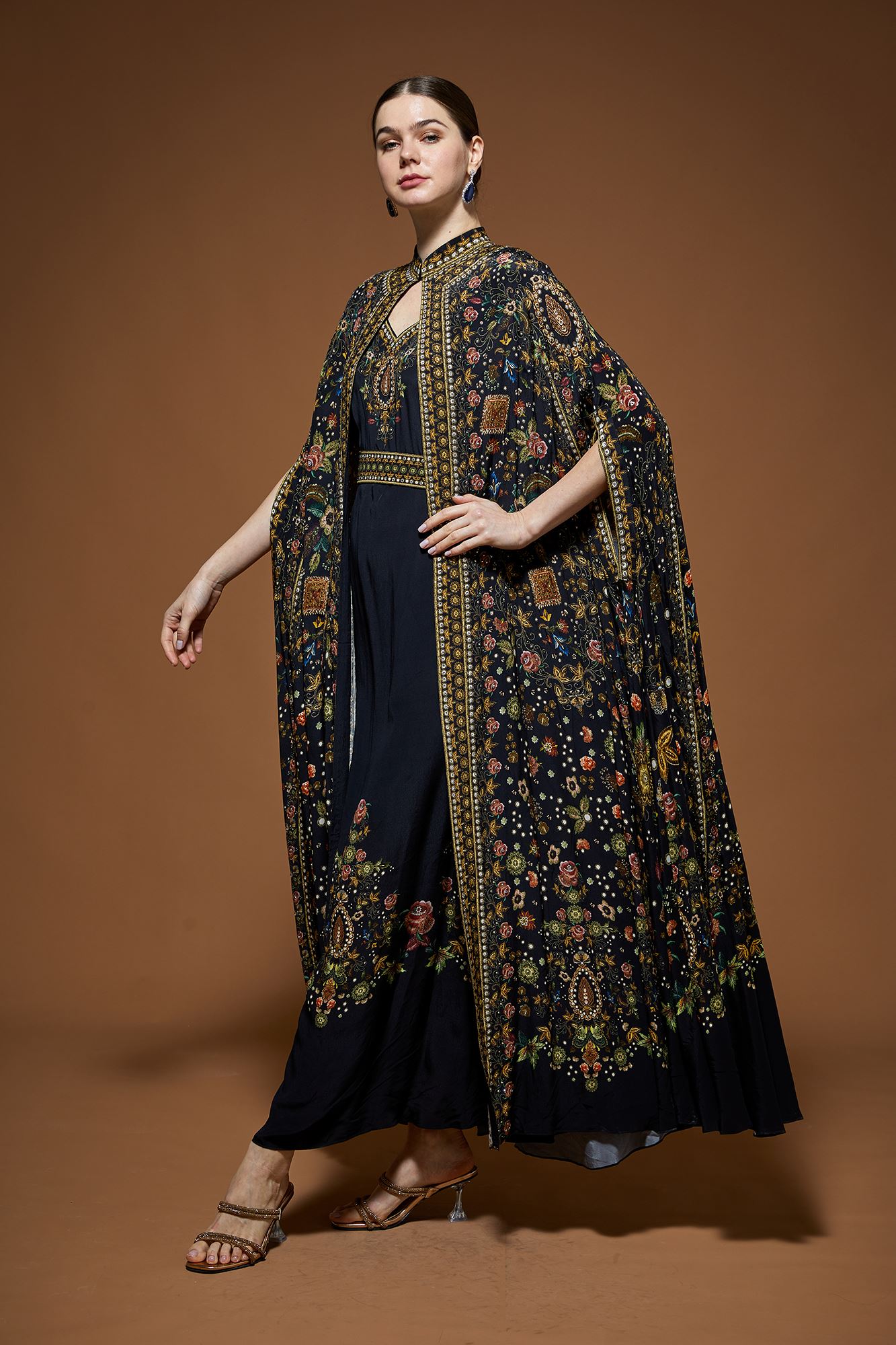 black-kaftan-nr329-3