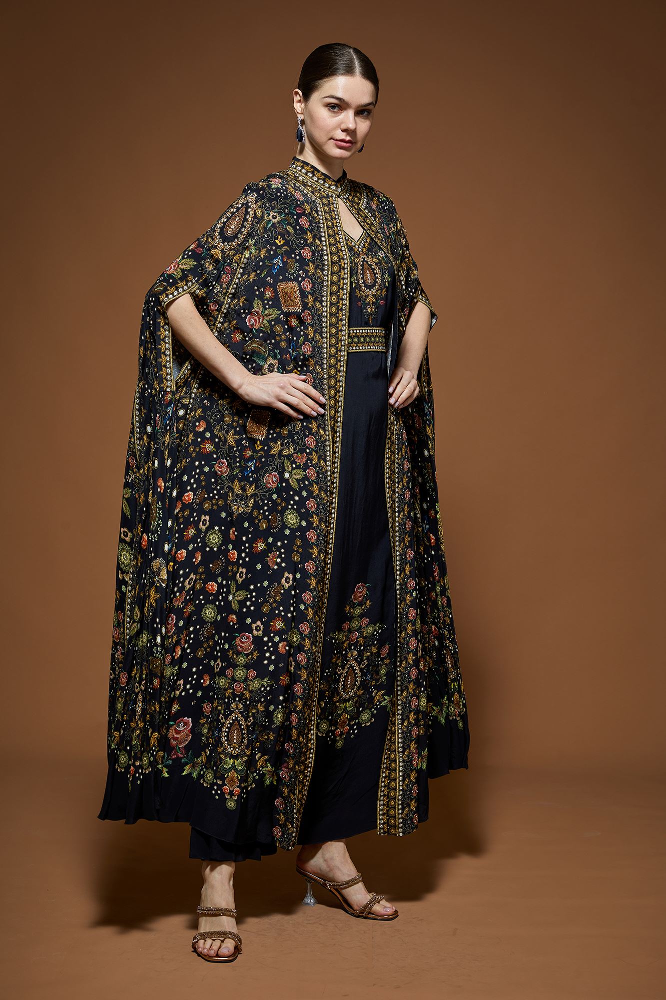 black-kaftan-nr329-4