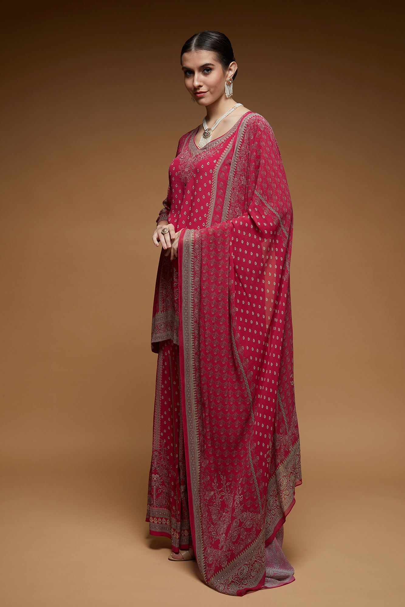 fuchsia-sharara-nrs587-4