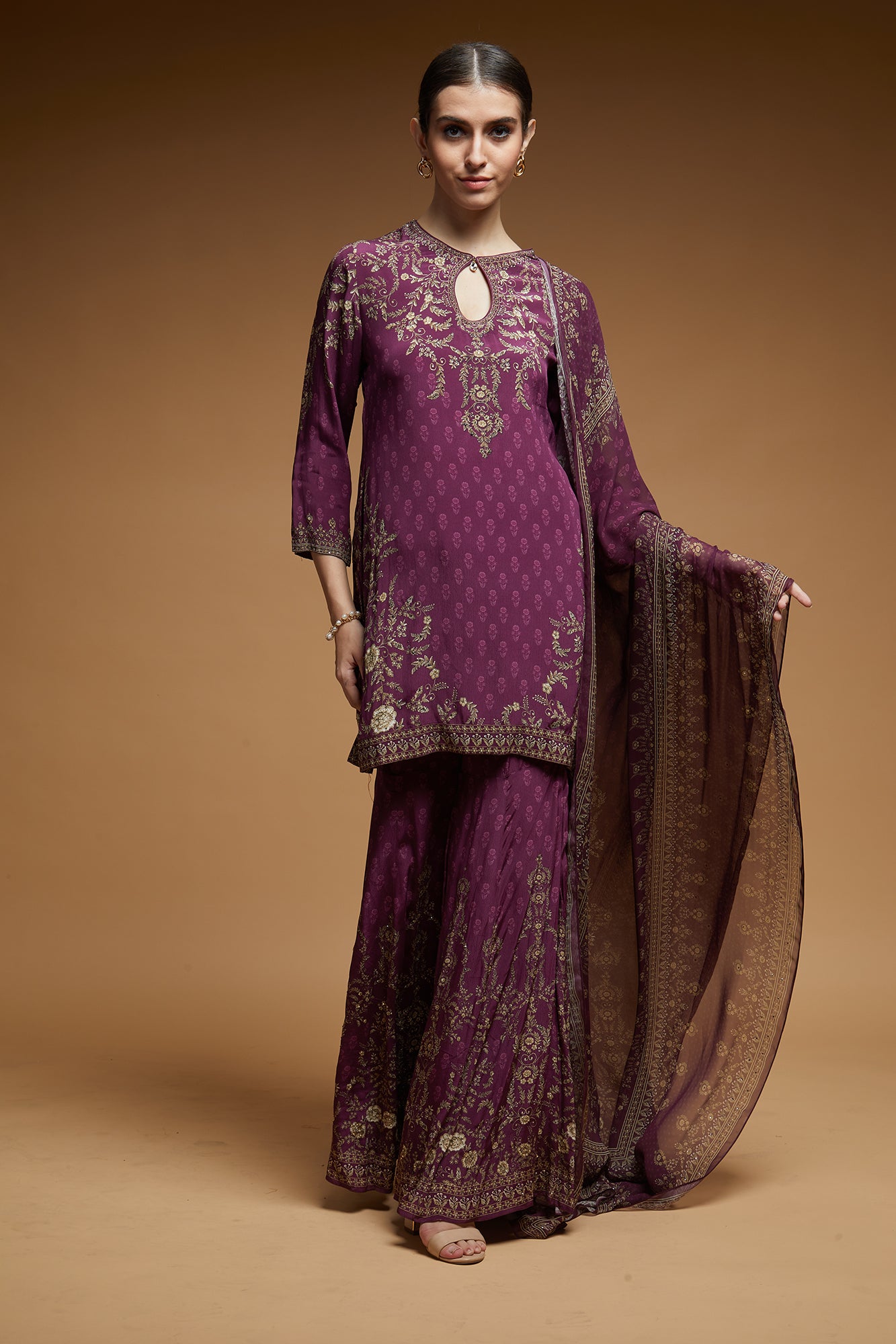 Wine Color Sharara