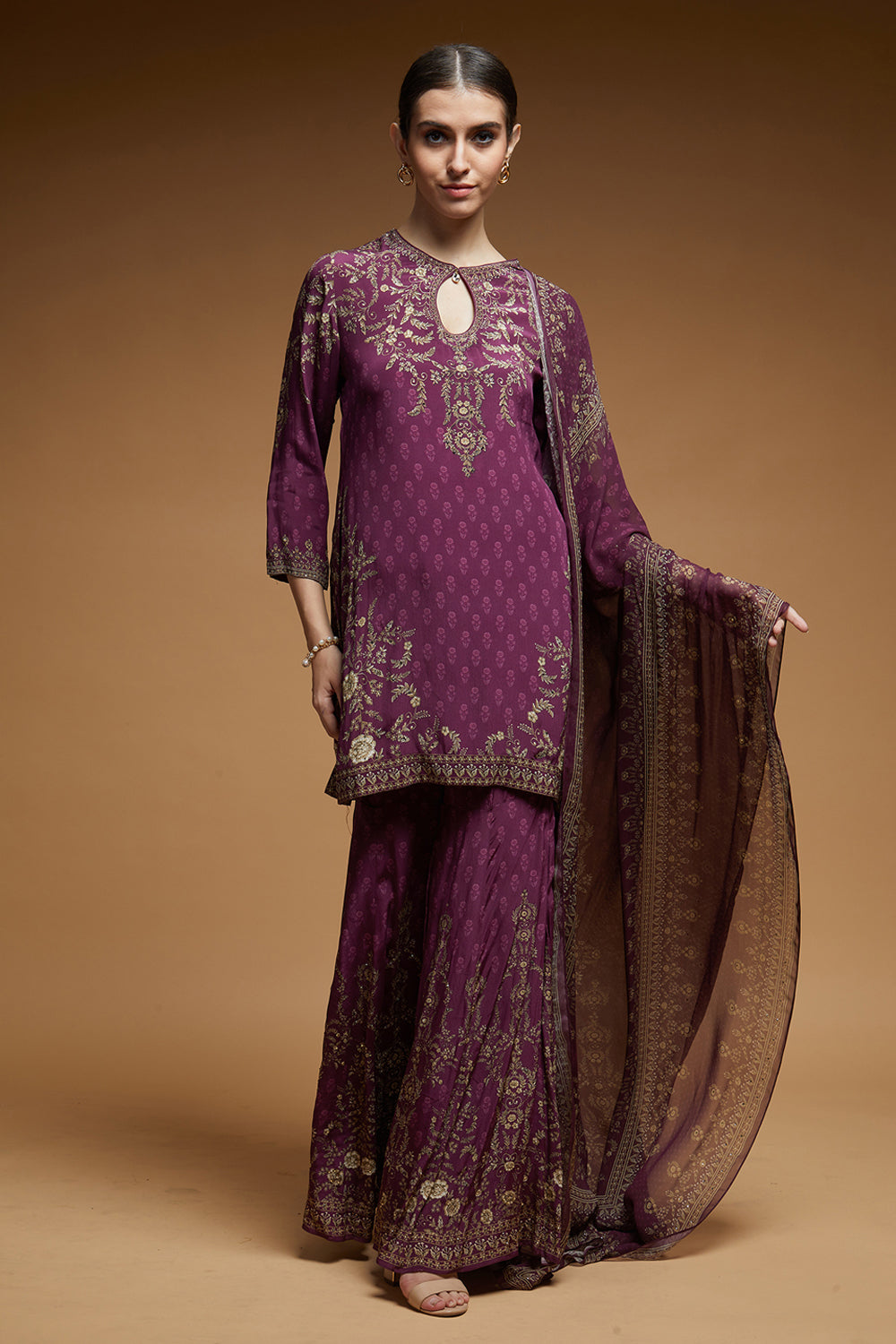 Wine Color Sharara